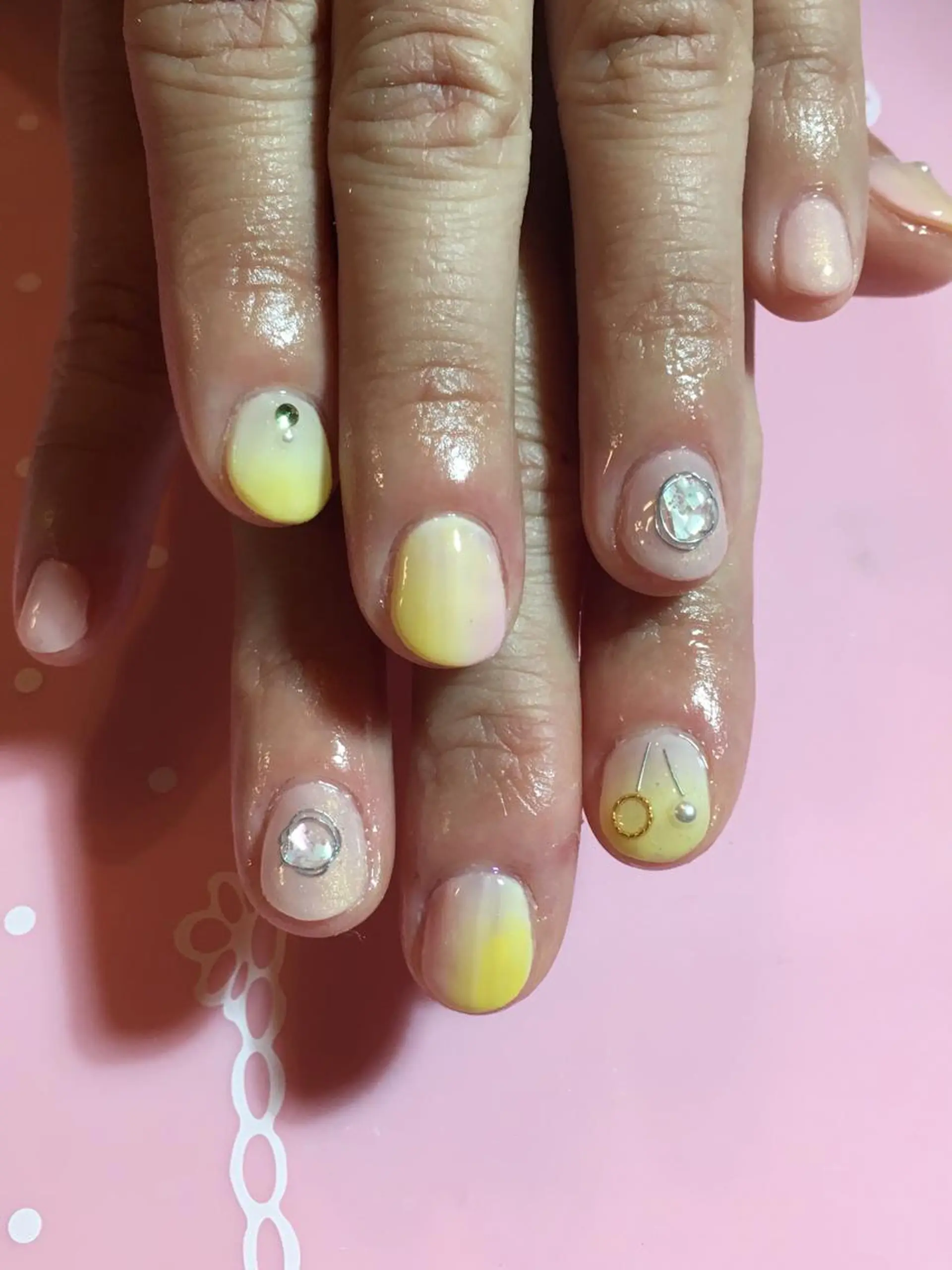 ネイル 古川 里美のネイルデザイン