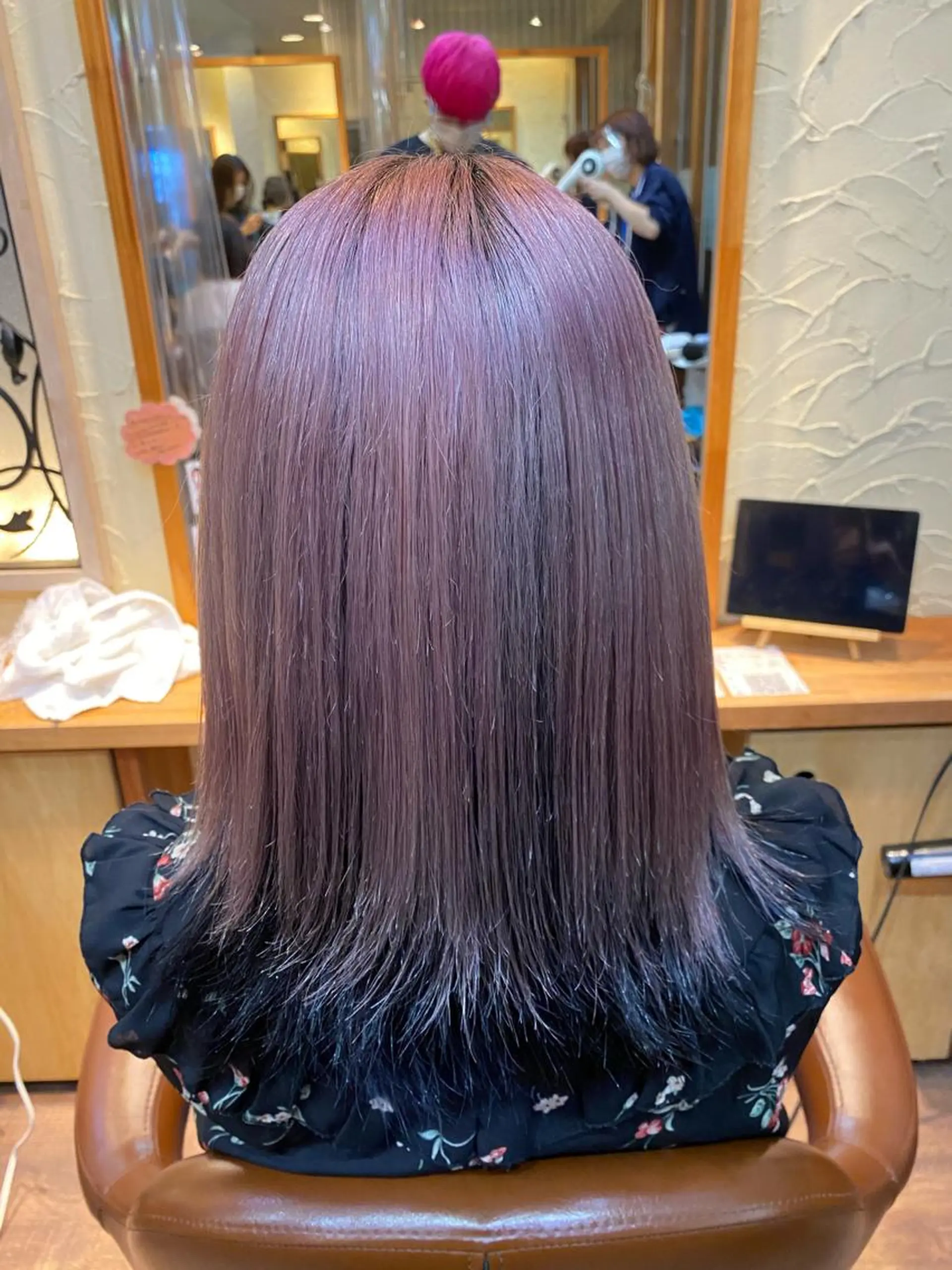 セミロング カラー パーマ ヘアアレンジ メンズ キッズ ネイル マツエク・マツパ ピンクカラー カラーマツエク ピンク ホワイト 🌈髪質改善・美髪矯 正・平野瀬乃🌈のヘアスタイル