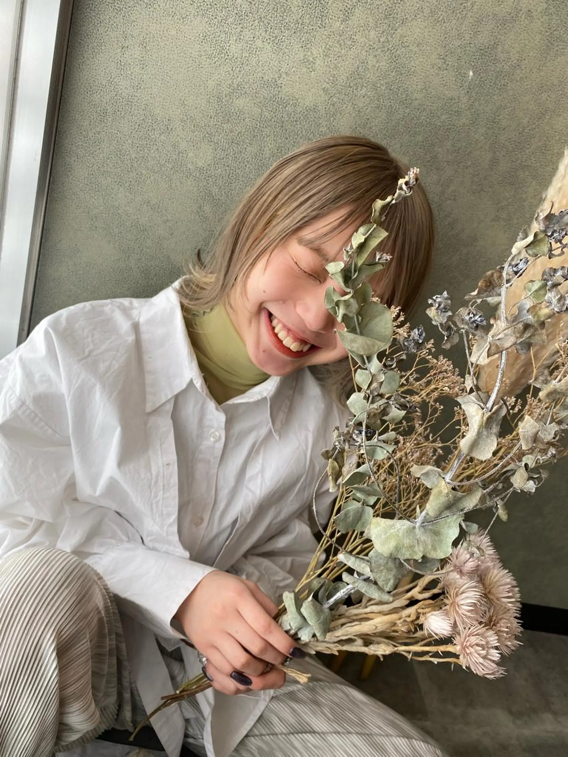 ミディアム 立野 希沙のヘアスタイル