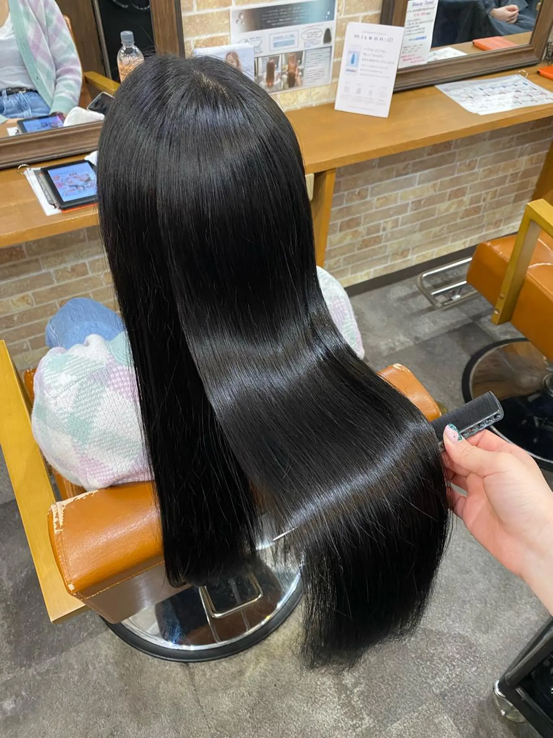 ロング 美髪ヘア 🤍erikaのヘアスタイル