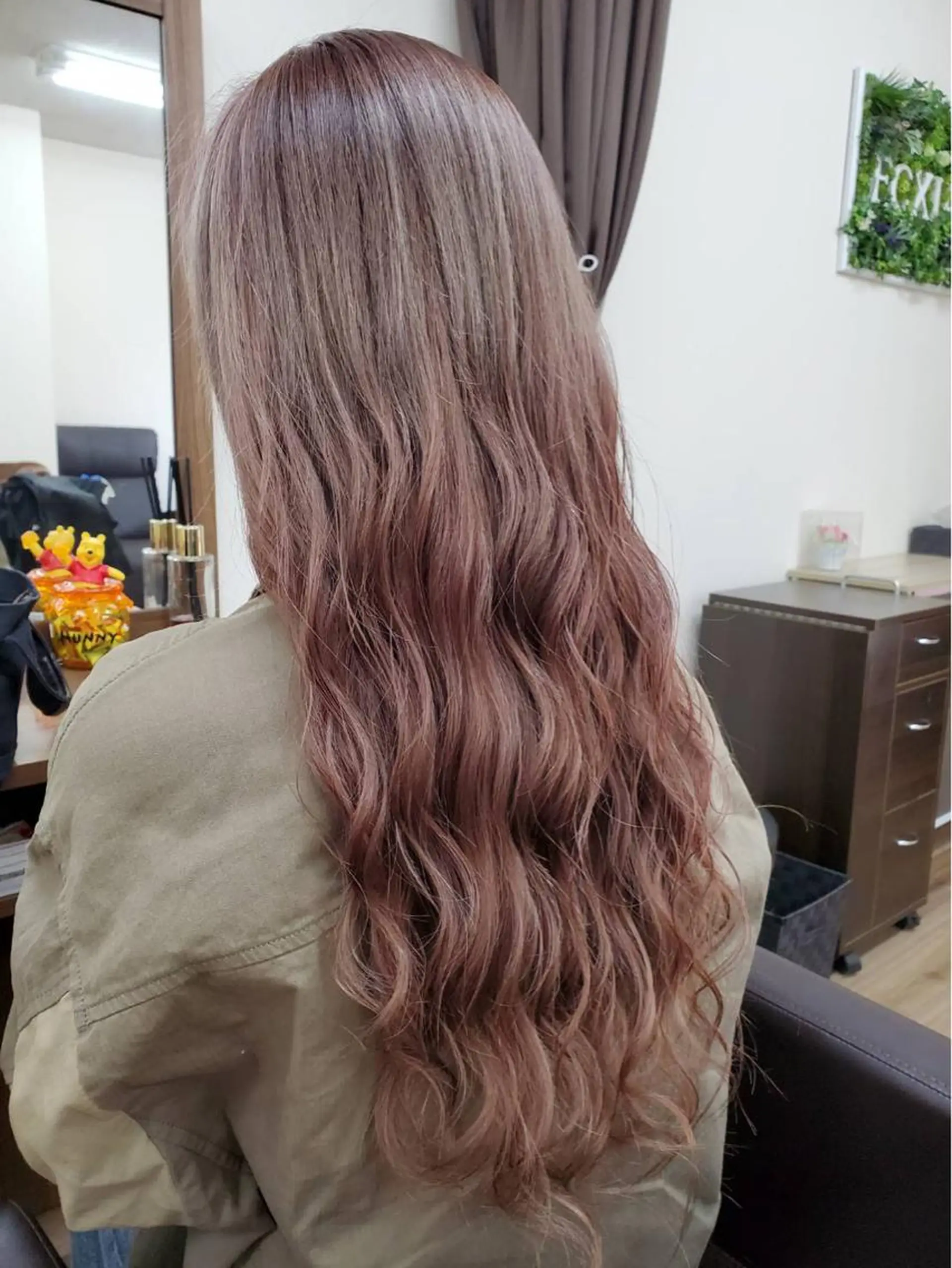 セミロング カラー ヘアセットサロン 🎀ECXIAのヘアスタイル