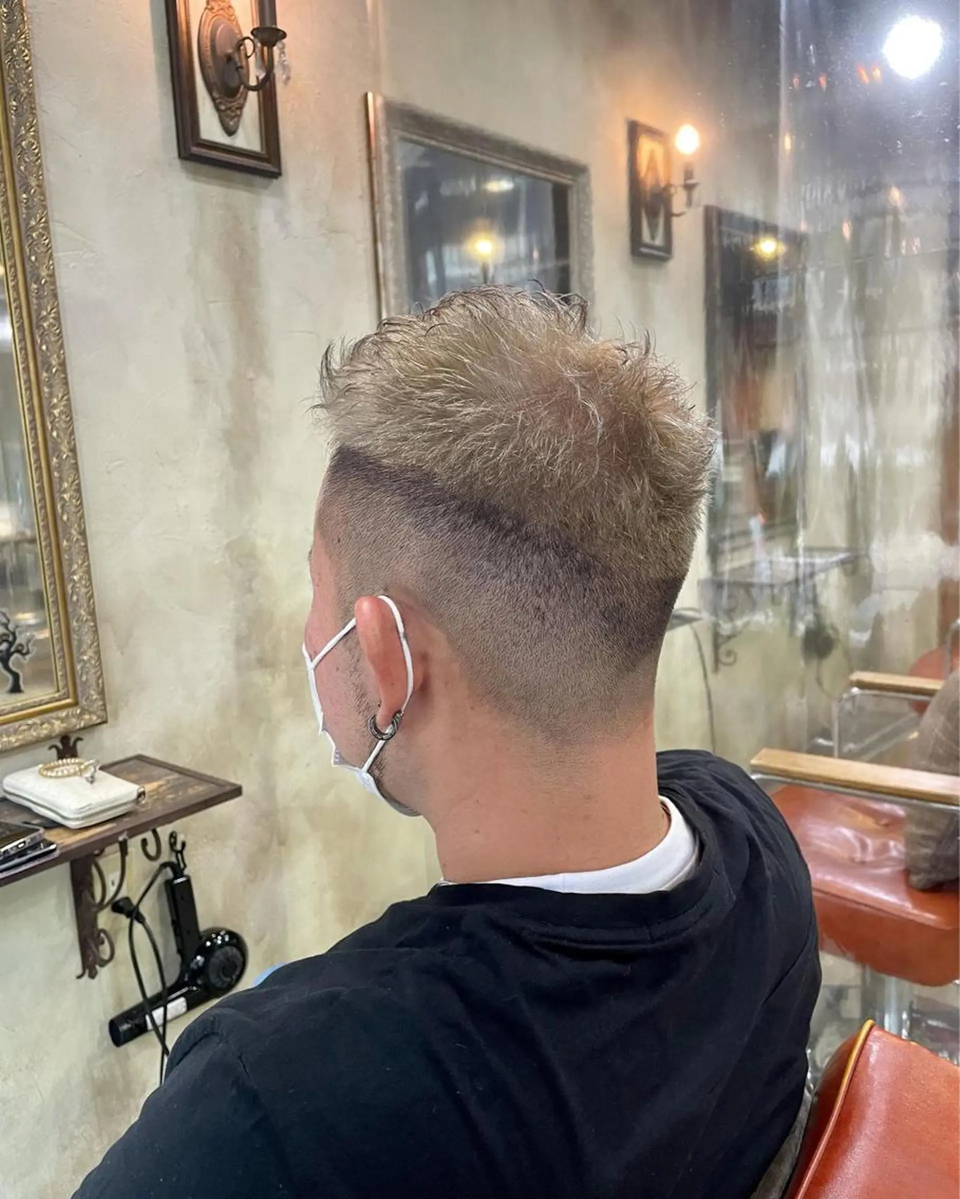 ショート 鈴木 雅人のヘアスタイル