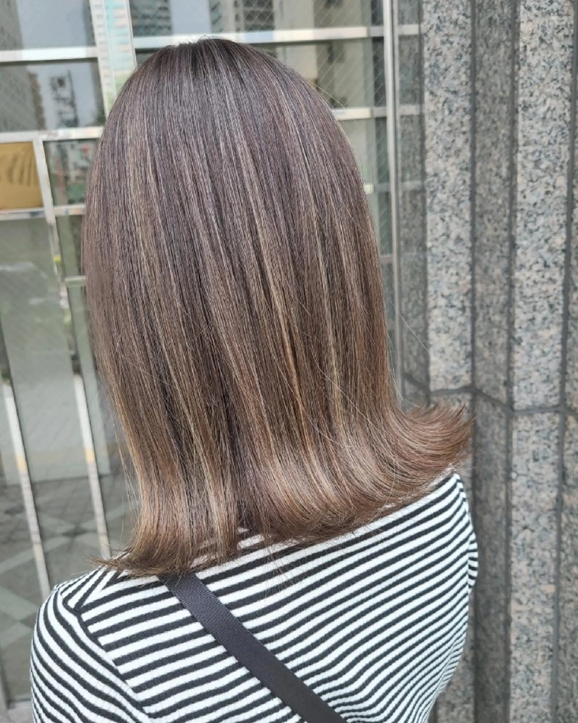 ミディアム カラー ハイライトカラー ハイライト 【ネウィ天王寺 】seiyaのヘアスタイル