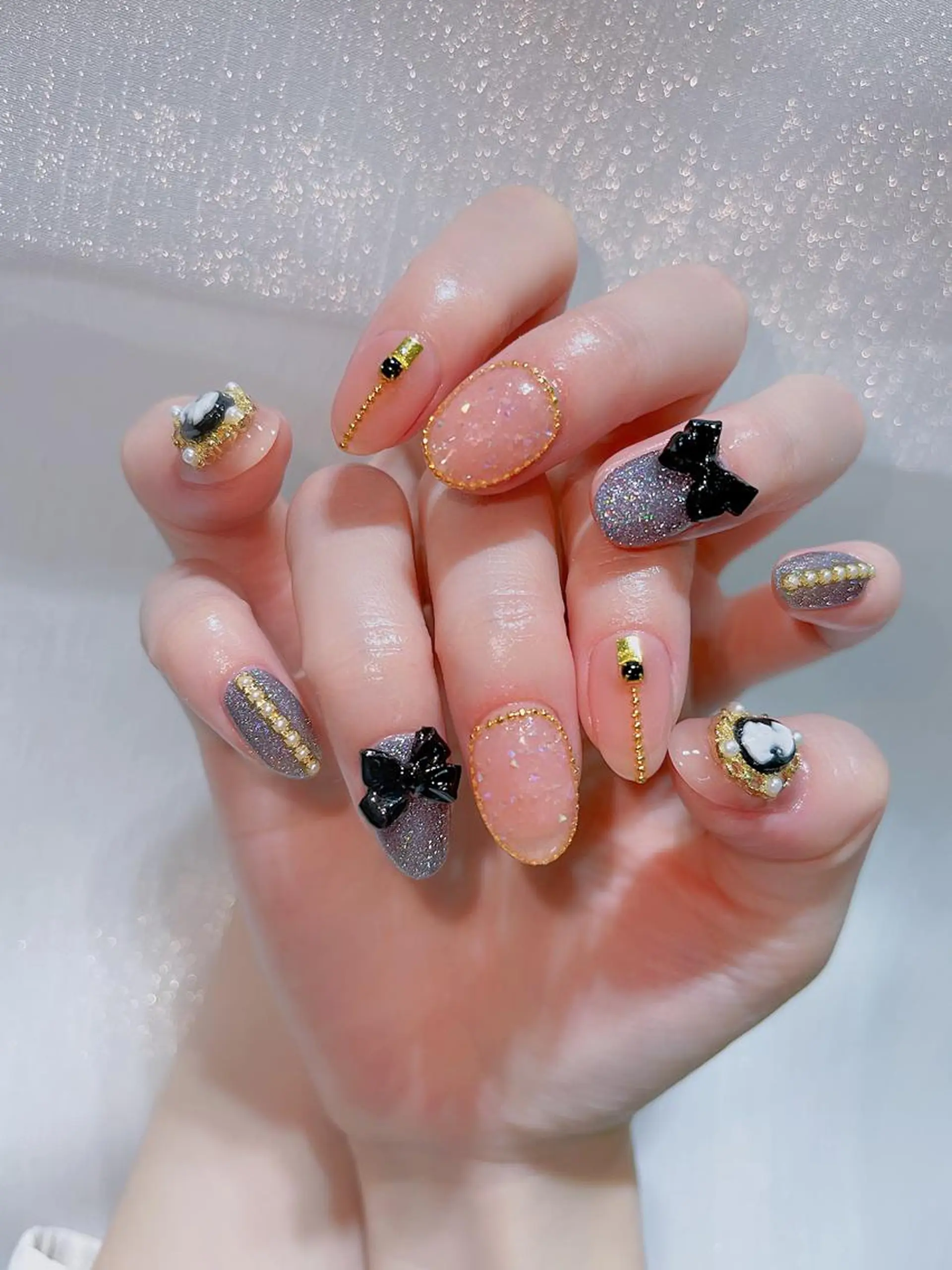 ネイル ハンドネイル Queens ciciのネイルデザイン