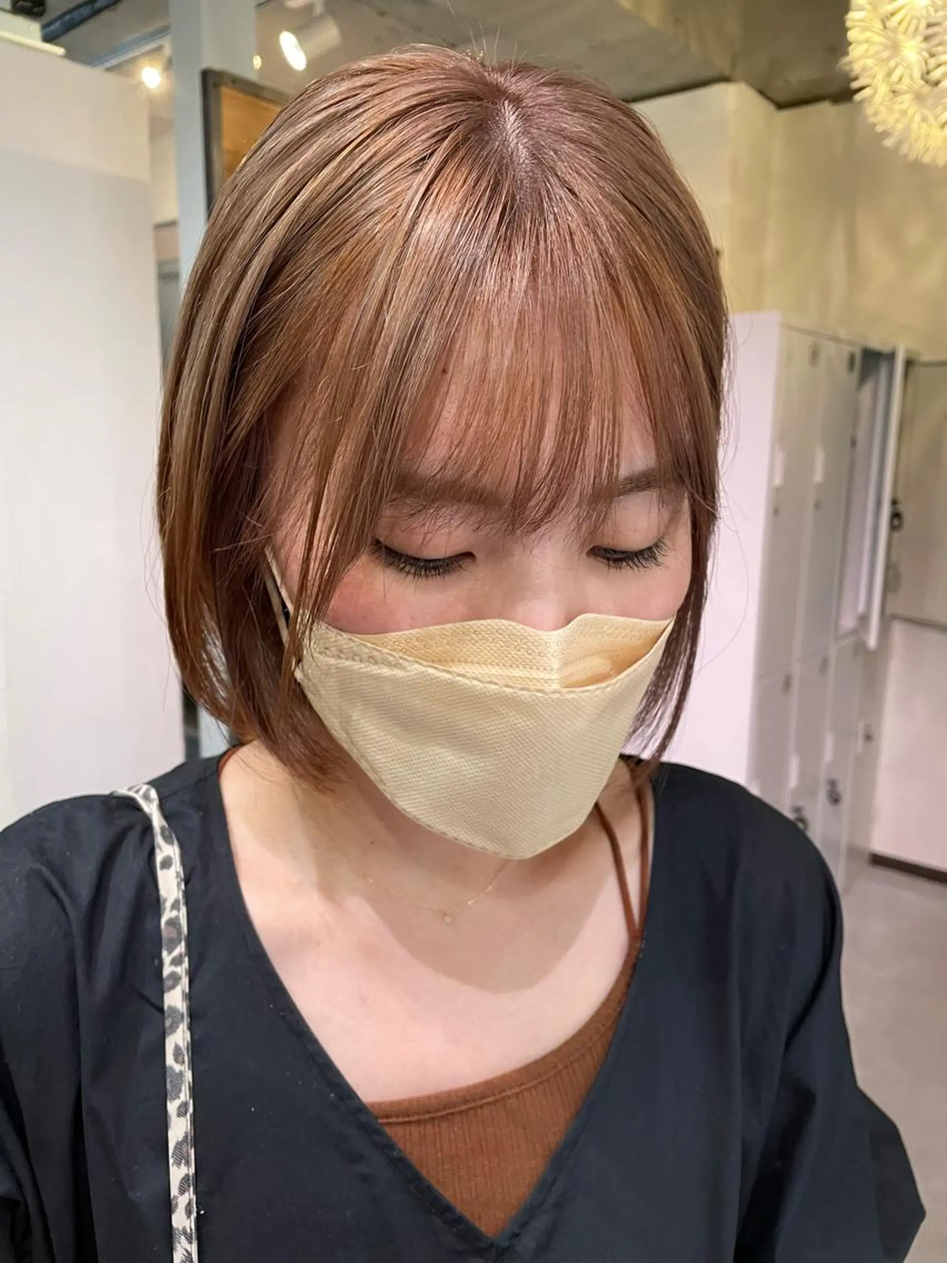 ショート カラー 高梨 菜々のヘアスタイル