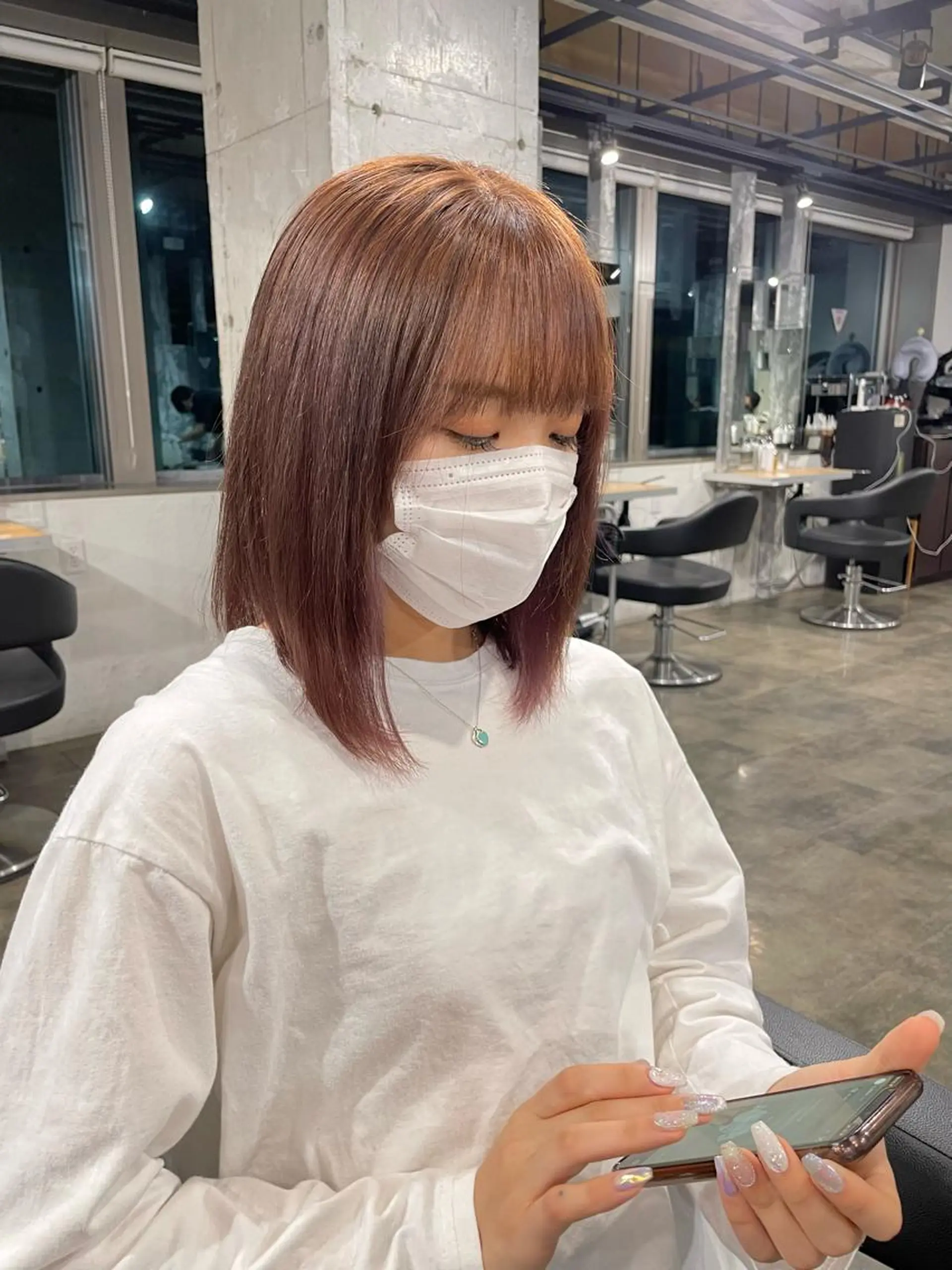 ショート カラー パーマ ヘアアレンジ メンズ キッズ ネイル マツエク・マツパ アイブロウ 透明感カラー・レイヤ ー🎀amika🎀のヘアスタイル