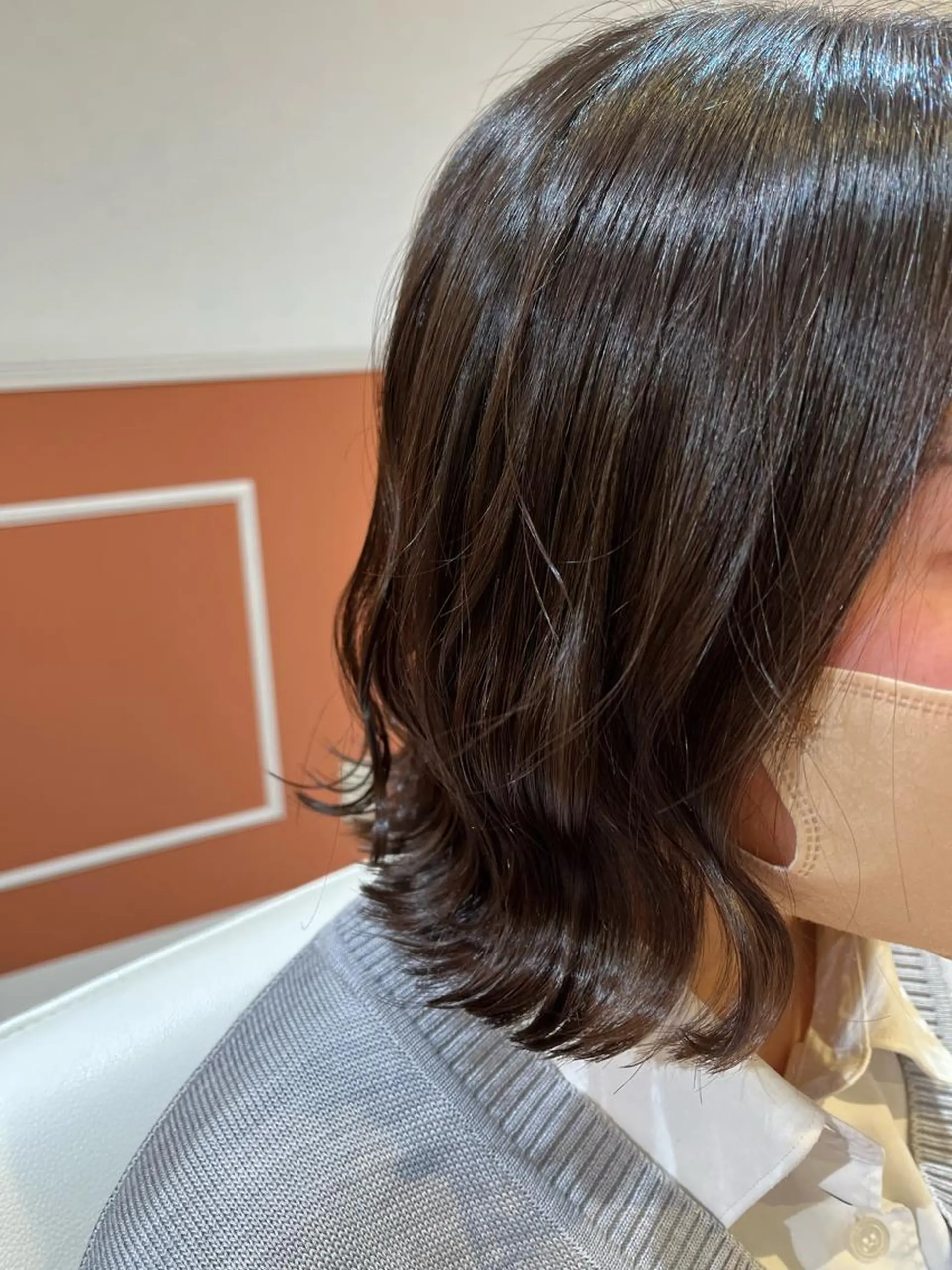 ミディアム カット ヘアカラー 日野 初音のヘアスタイル