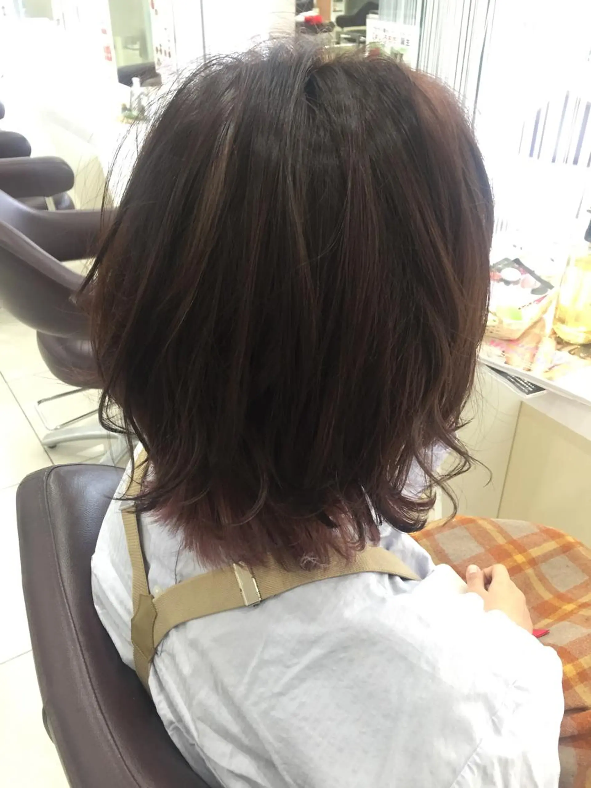 ショート ボブ 外ハネヘア 秋野 睦実のヘアスタイル