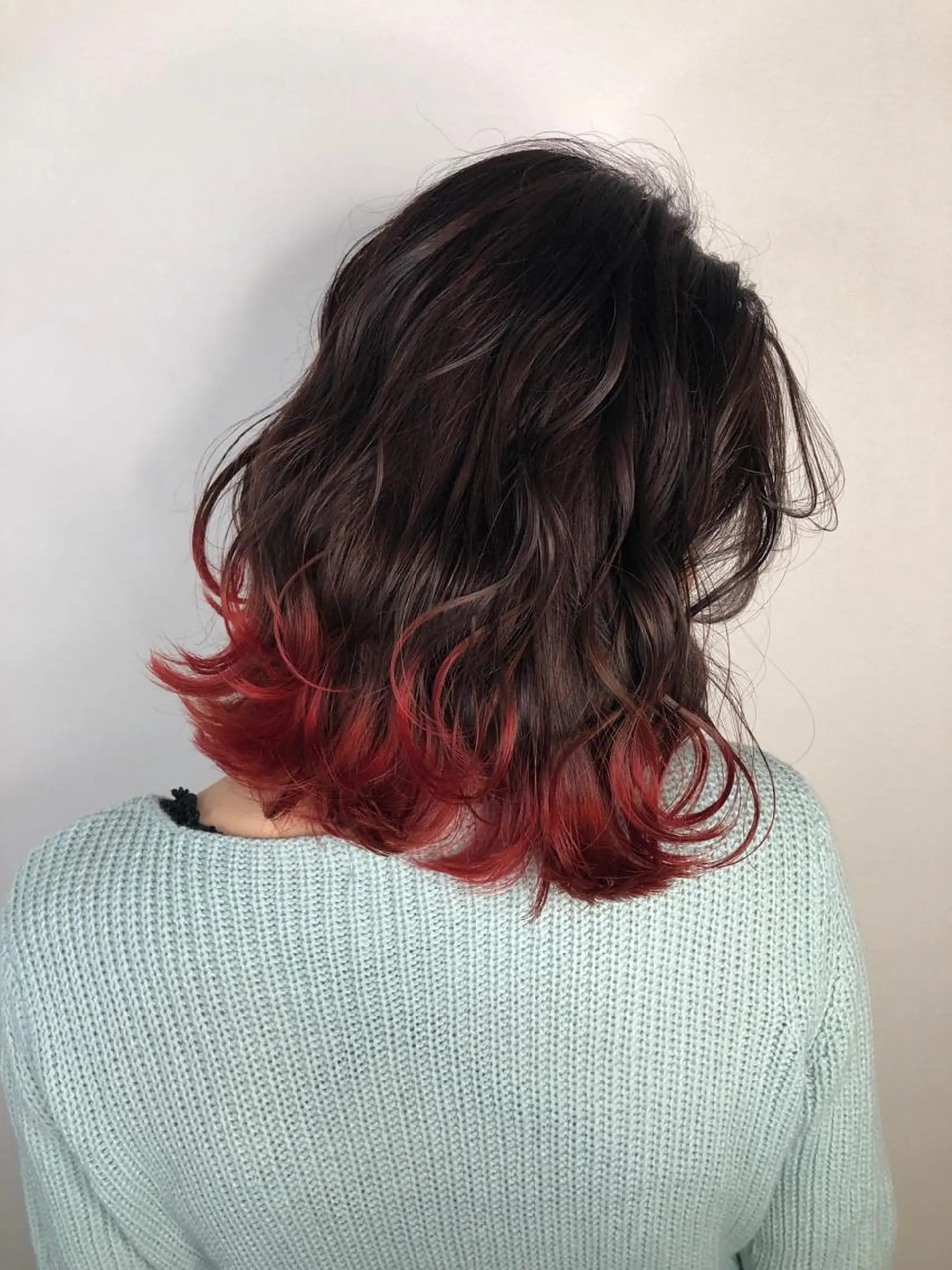 ミディアム AKANE 【zina新宿】のヘアスタイル