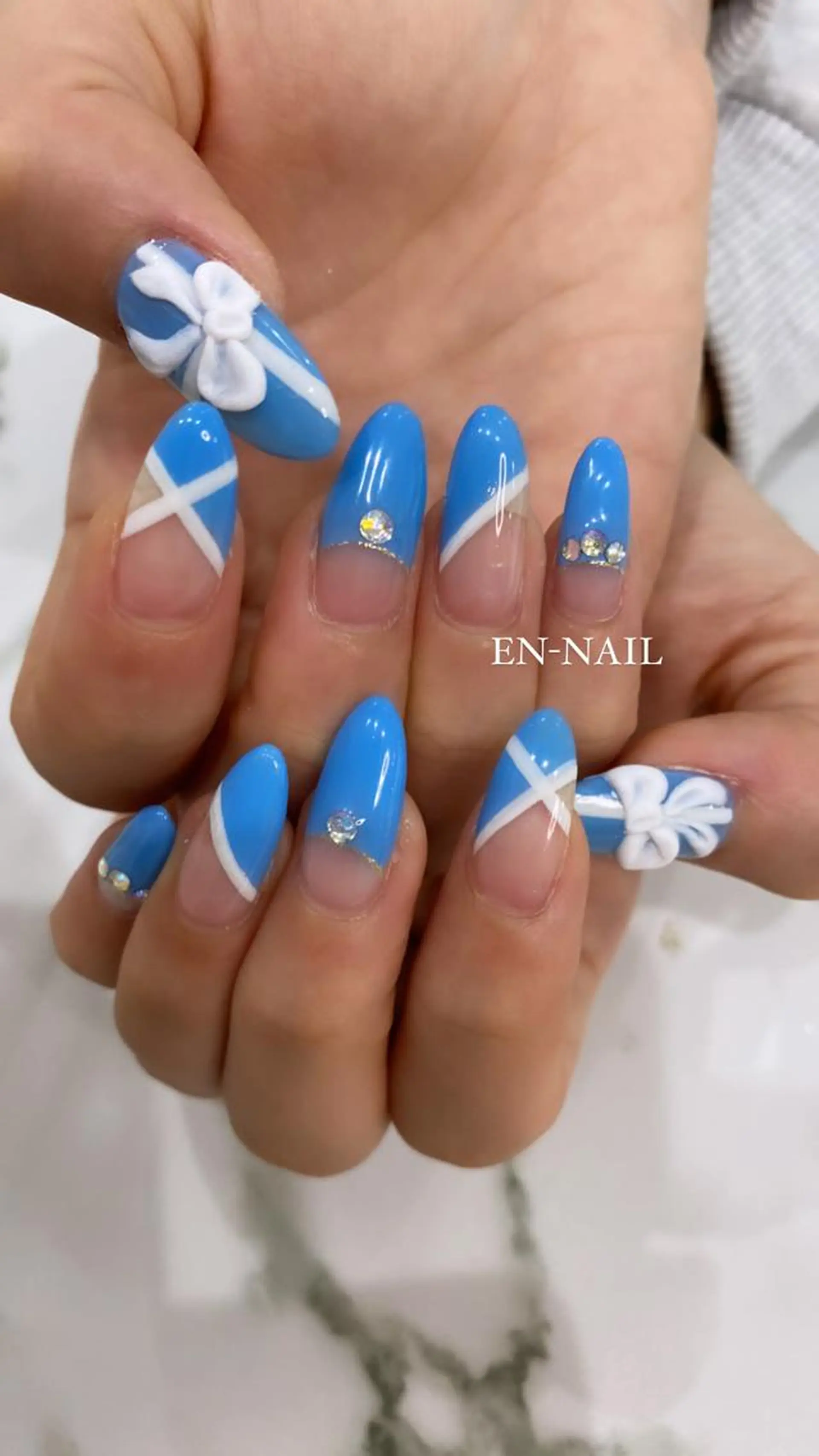 ネイル EN_NAIL 野中本店Ayakaのネイルデザイン