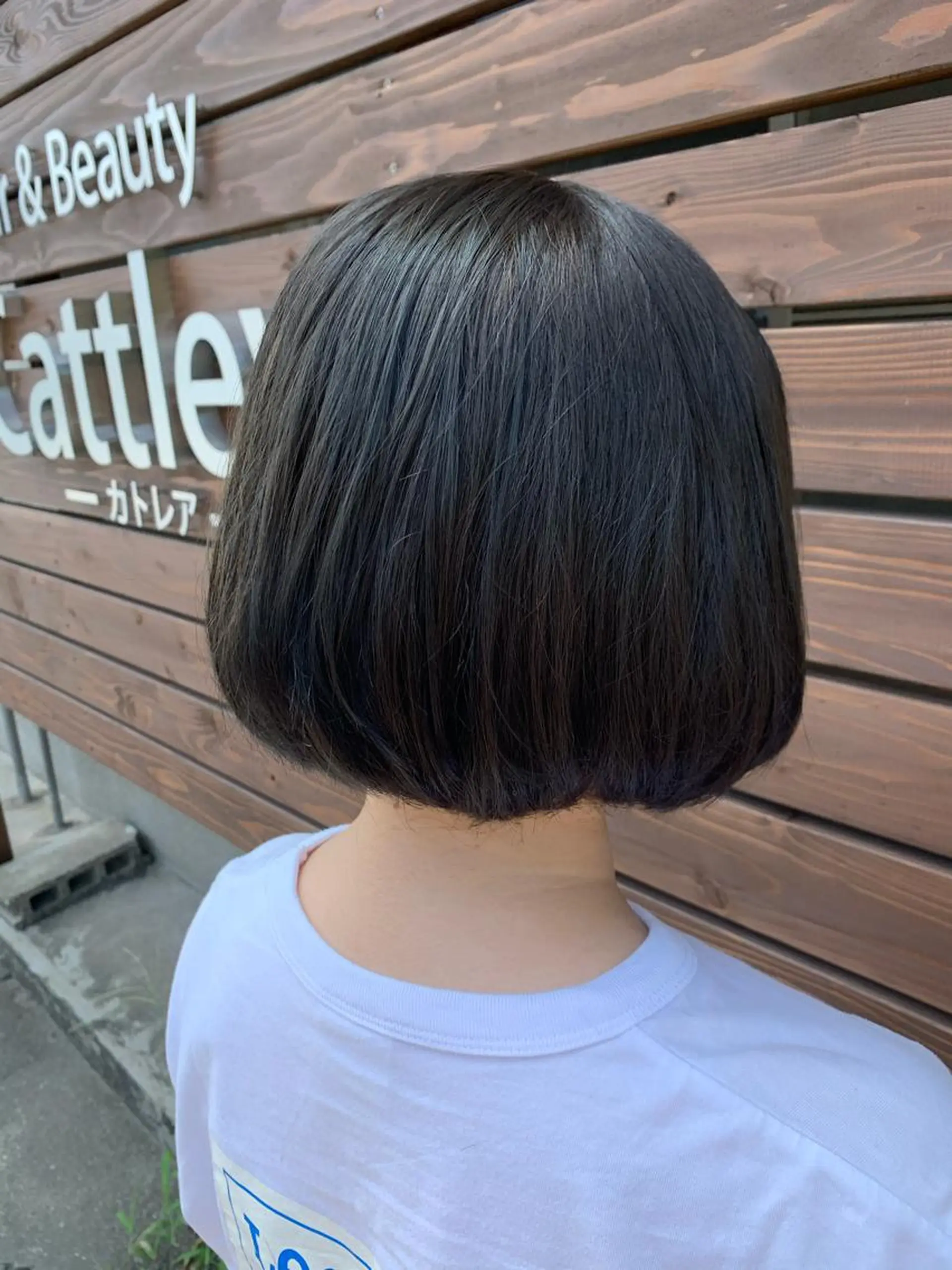 ショート カラー 中本 愛理のヘアスタイル