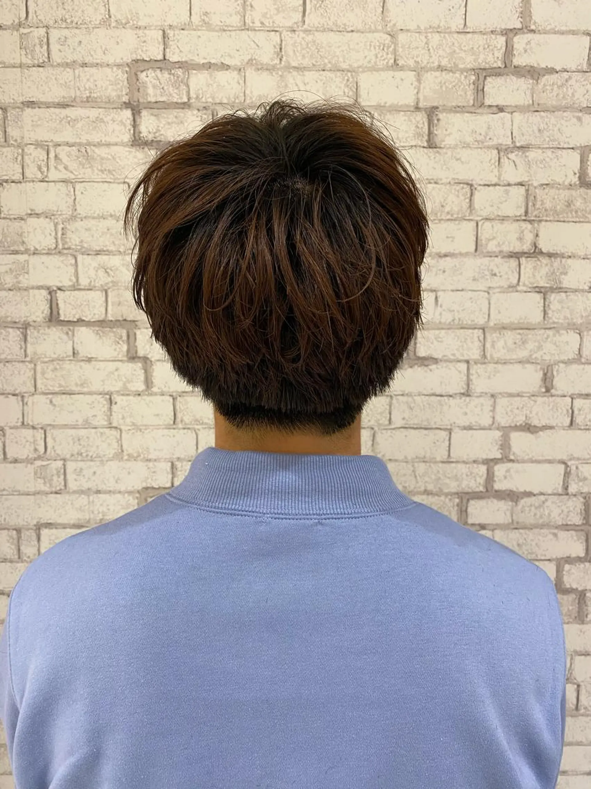 ショート カラー パーマ ヘアアレンジ メンズ カット ヘアカラー ブリーチなし艶カラー 東家のヘアスタイル