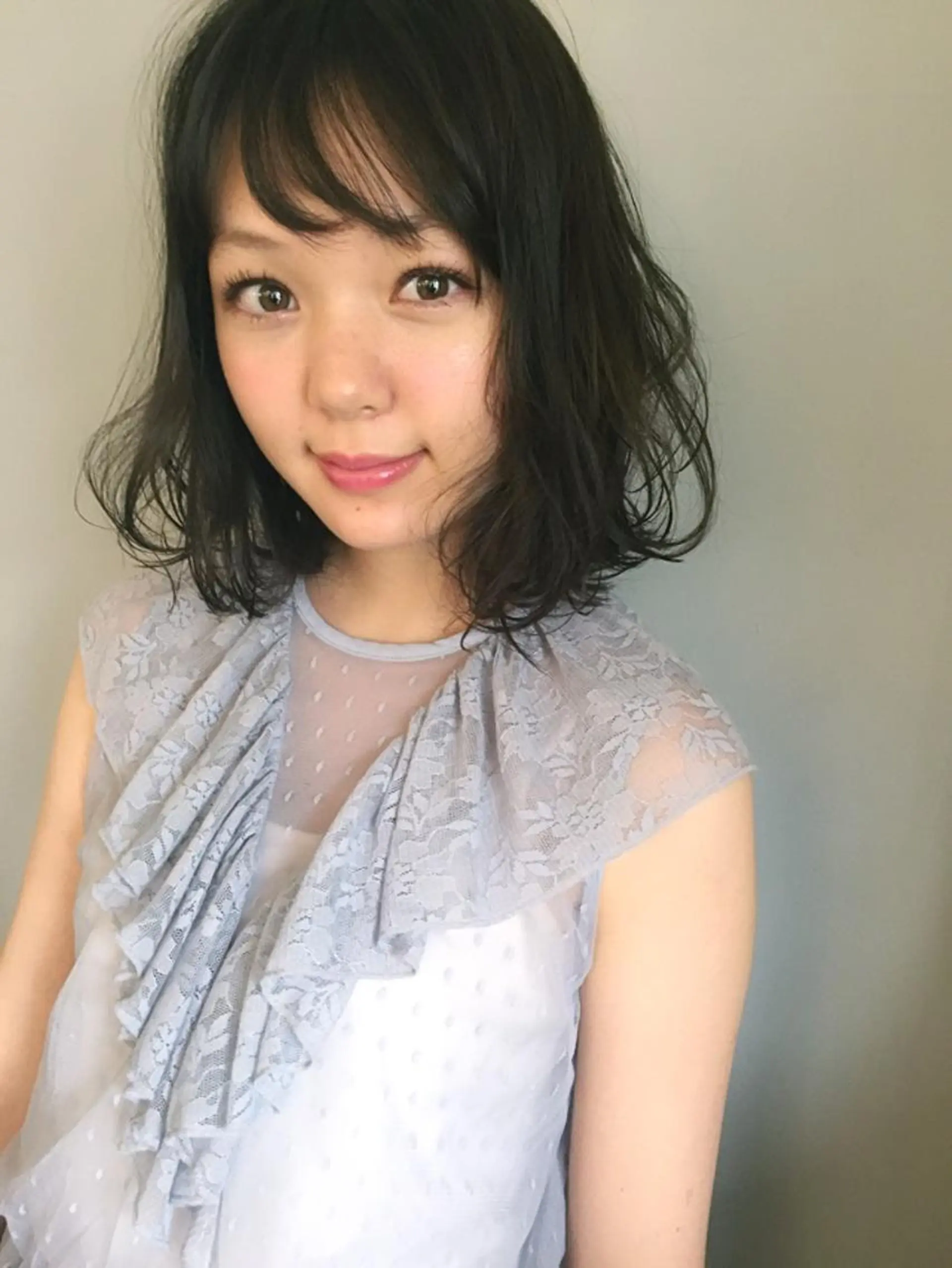 ミディアム アッシュ シースルーバング HARUKA ⭐️モデル募集中⭐️のヘアスタイル