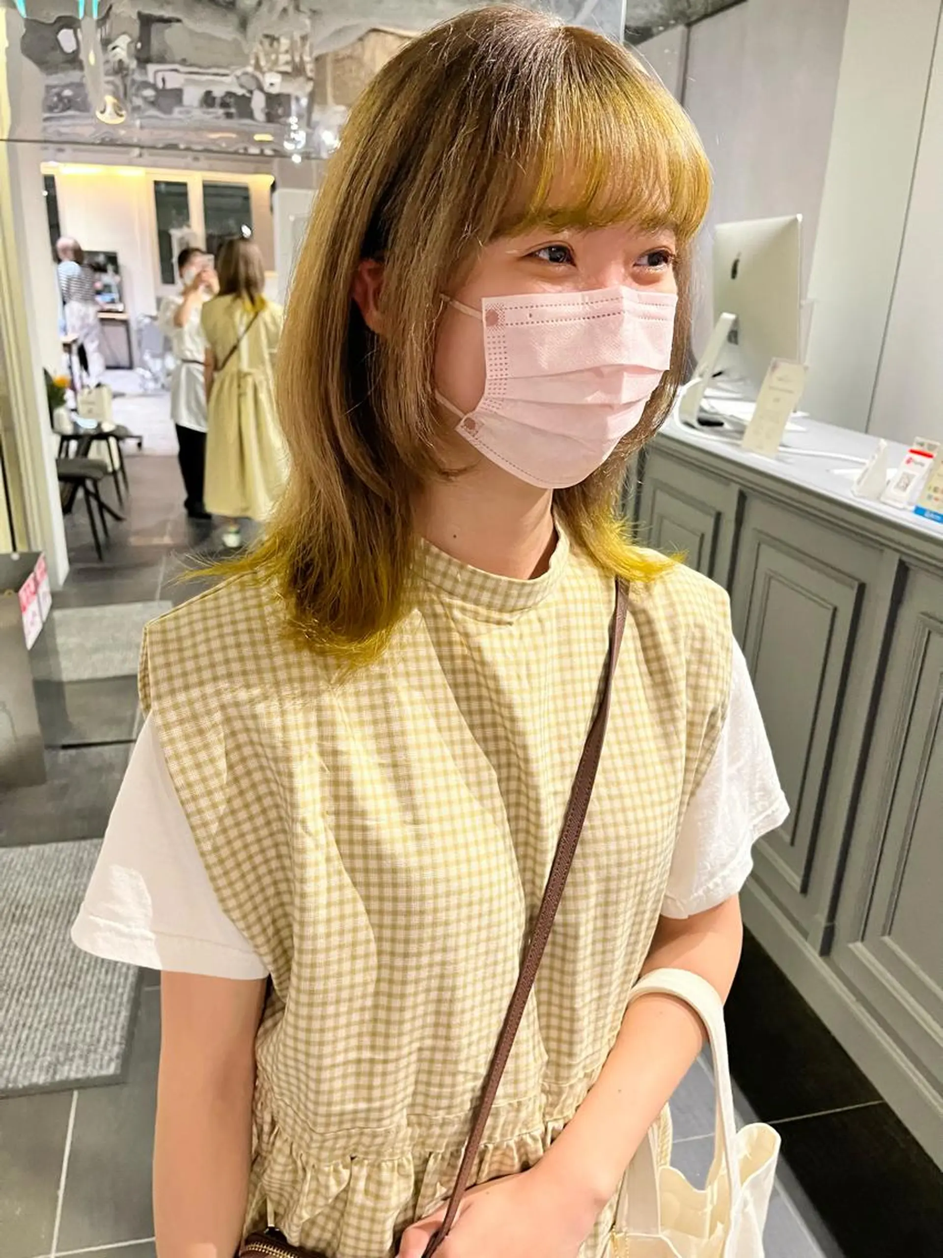 ミディアム カラー ベージュカラー ブリーチ ケアブリーチ デザインカラー ダブルカラー カット ヘアカラー ショート/パーマ/ カラー/FUKOのヘアスタイル