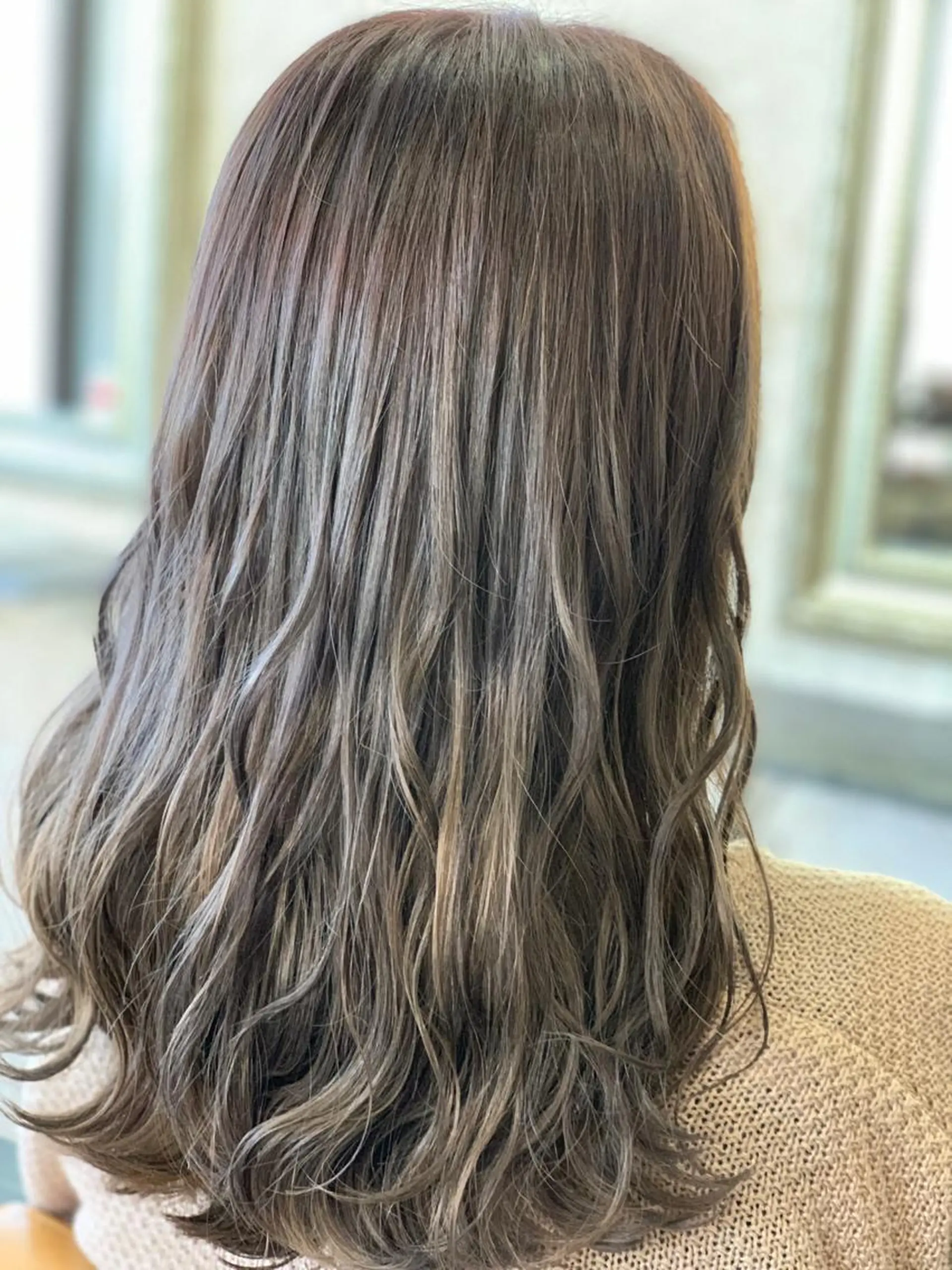 ロング 外国人風カラー メンズスタイル バレイヤージュ　齋藤のヘアスタイル