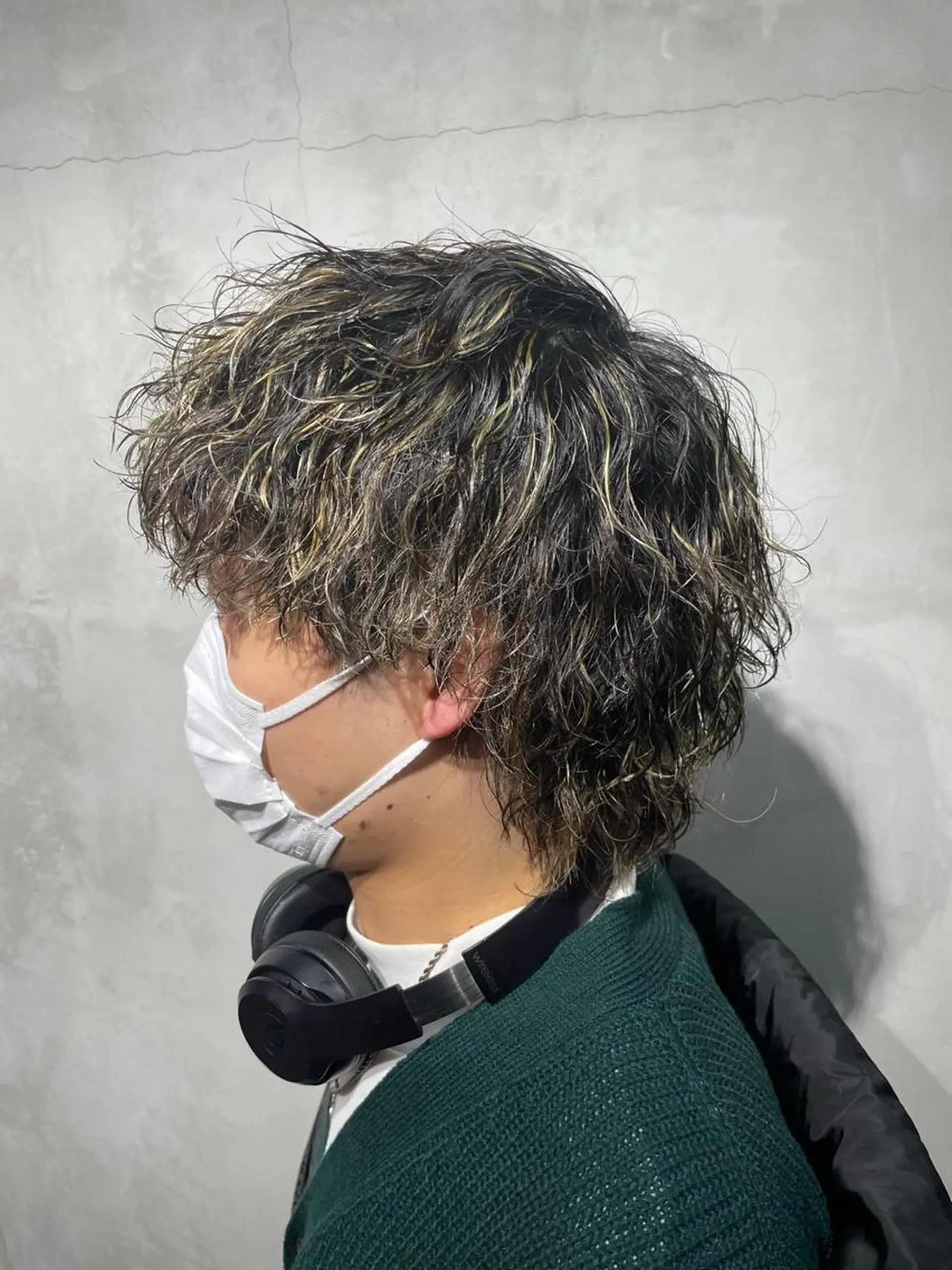 ショート ハイライト カット パーマ ヘアサロンM  渋谷所属・メンズパーマ 工藤勇也のヘアスタイル