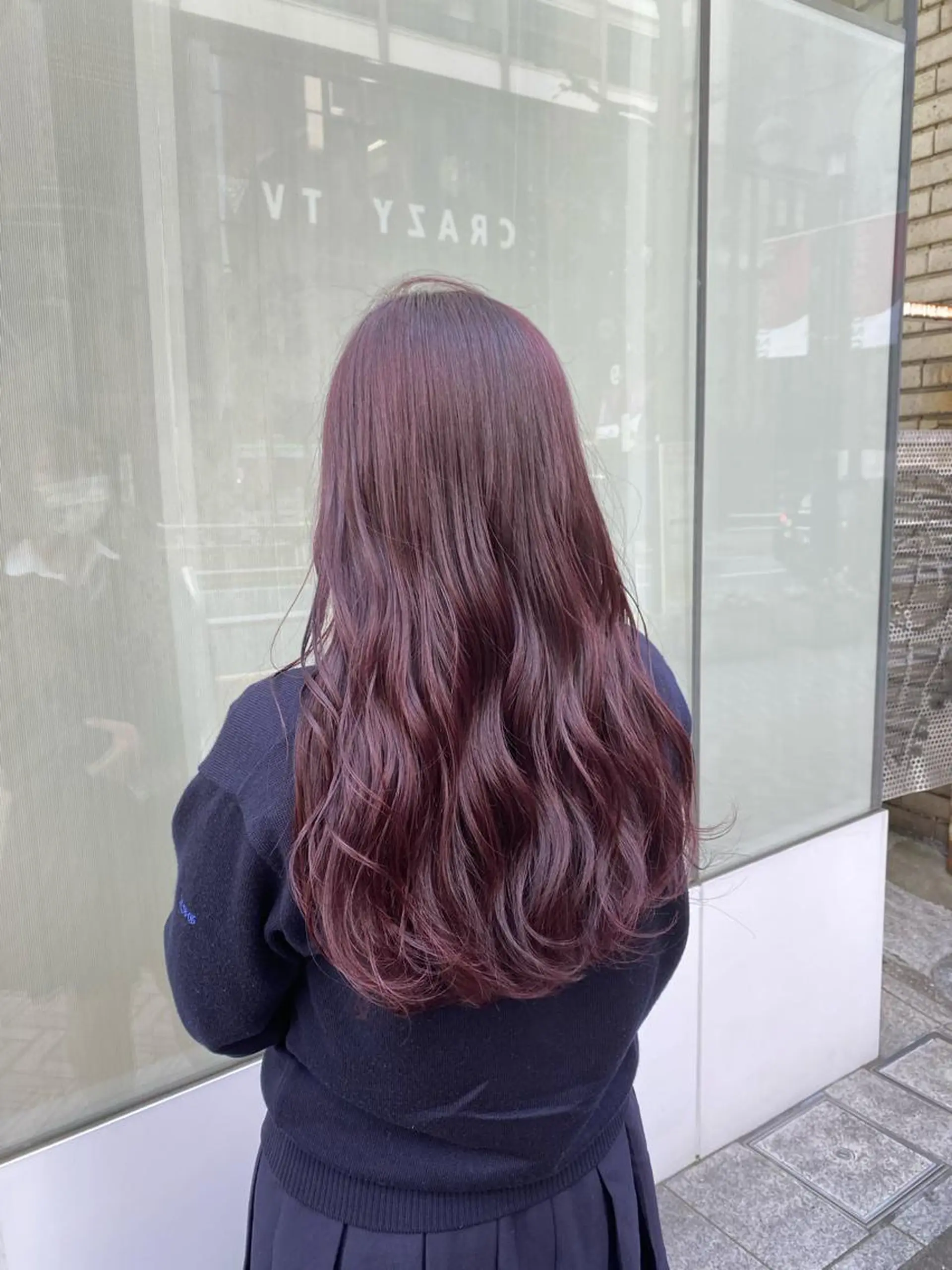 ロング ショート/レイヤー カット/服部タカノリのヘアスタイル