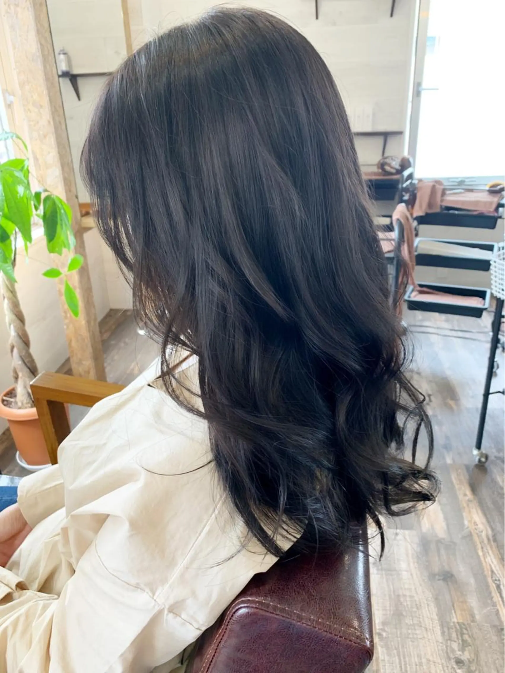 ロング カラー アッシュ 黒髪 ブルーカラー ブルーアッシュ natsu fujinoのヘアスタイル