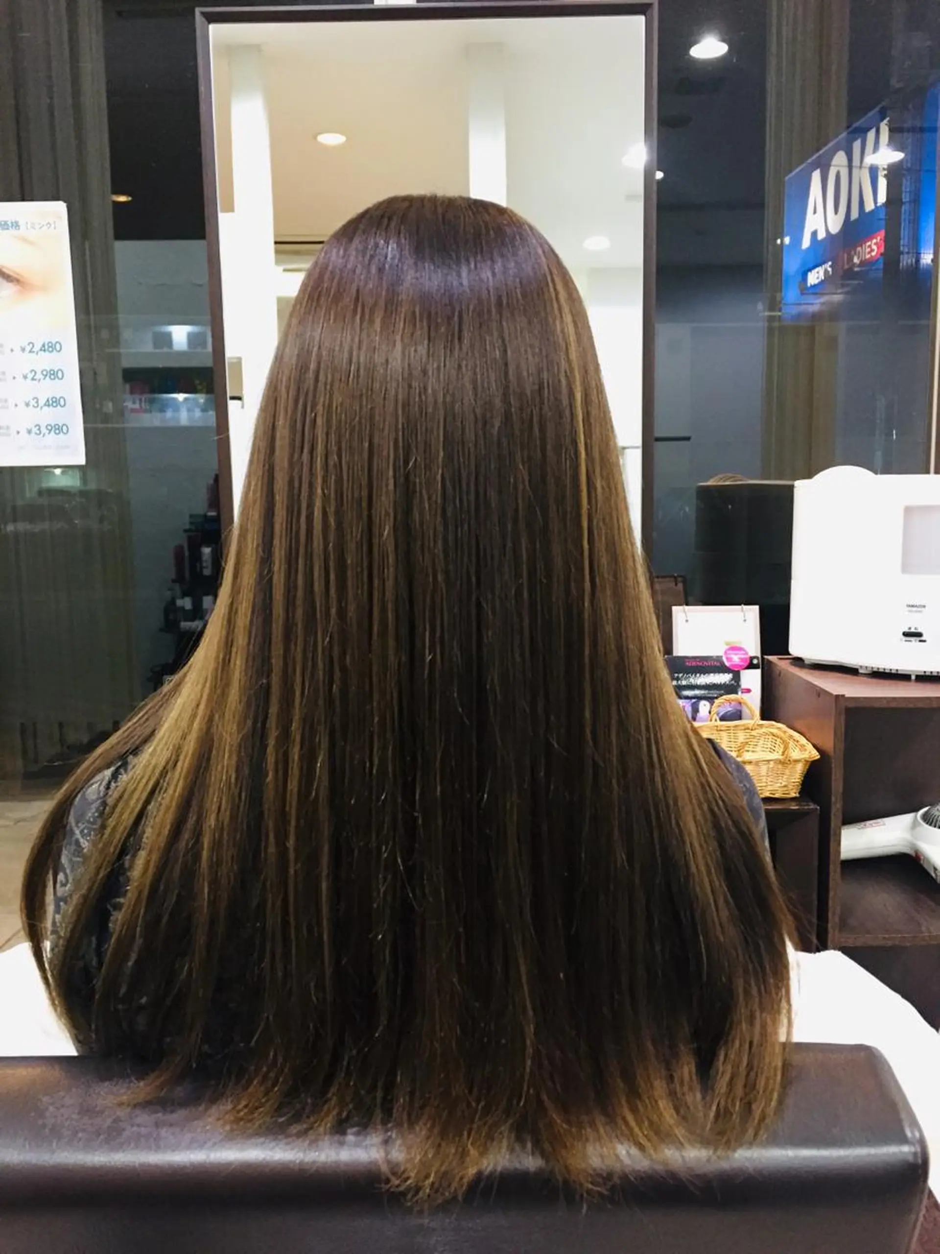 ロング カラー 阿久津 泰幸のヘアスタイル