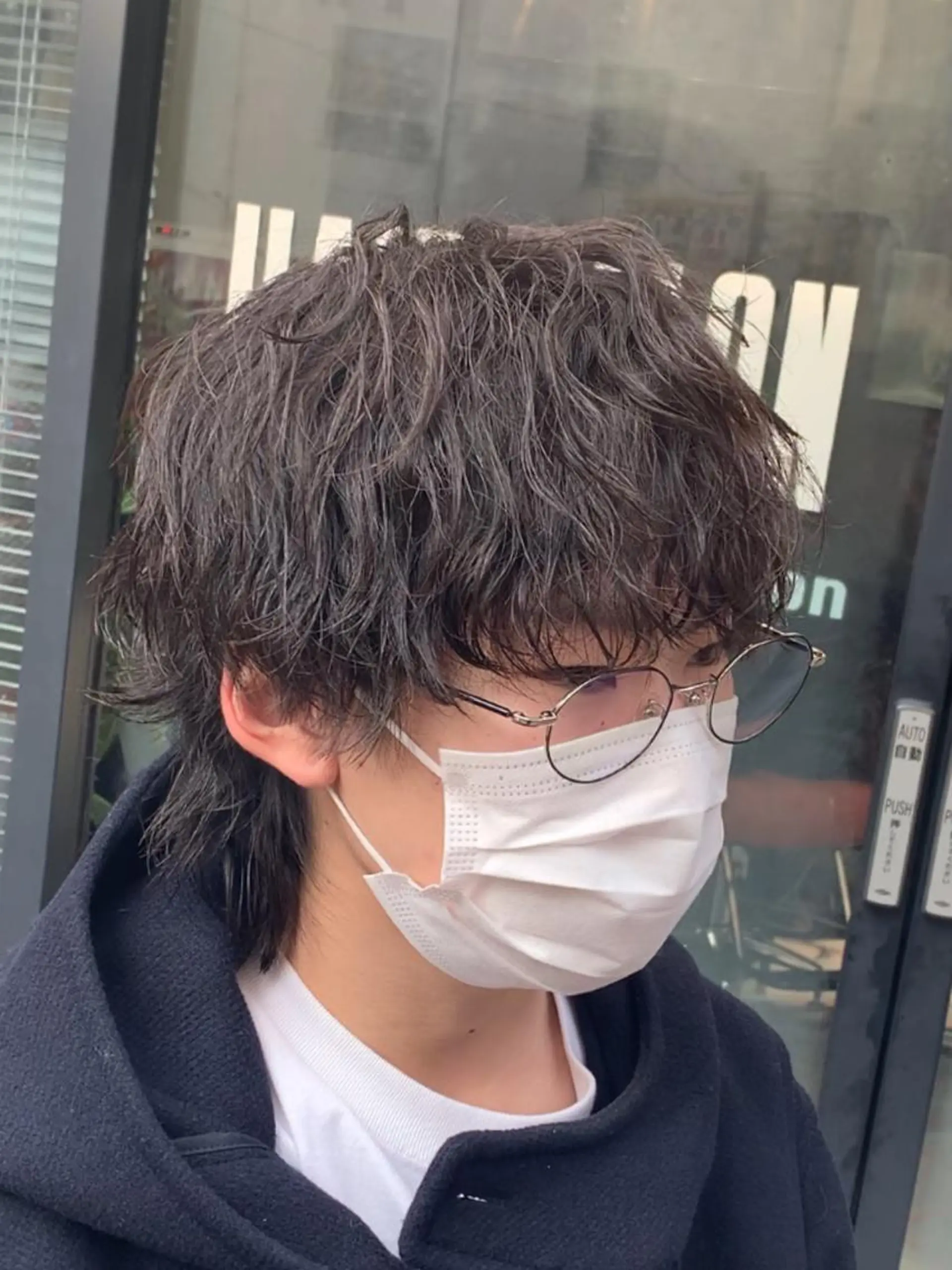 ショート パーマ メンズ マッシュウルフ マッシュ メンズパーマ 波巻きパーマ メンズウルフカット 【扱いやすいパーマ】 眞鍋拓己のヘアスタイル