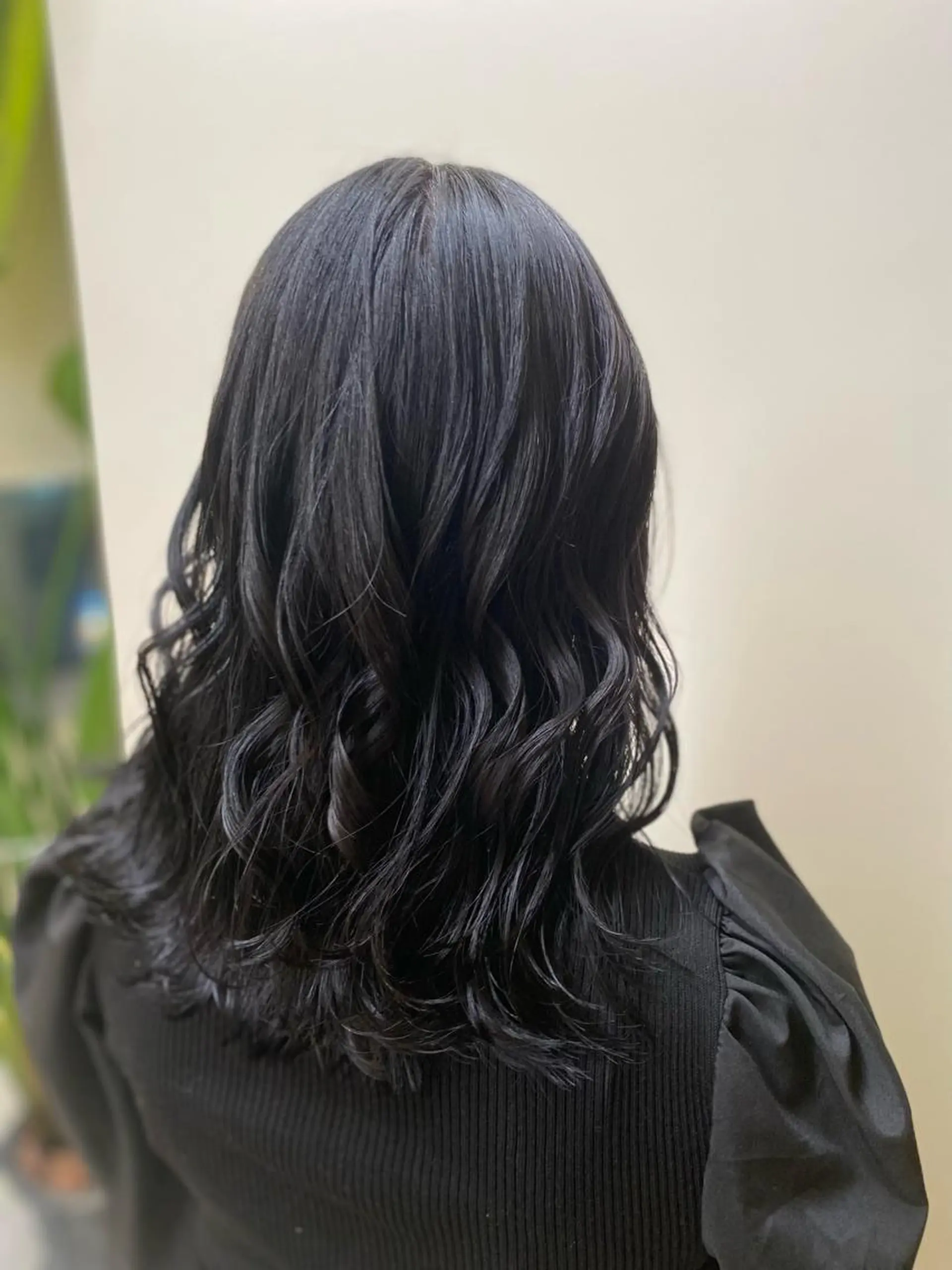 カラー 勝海 絢音のヘアスタイル