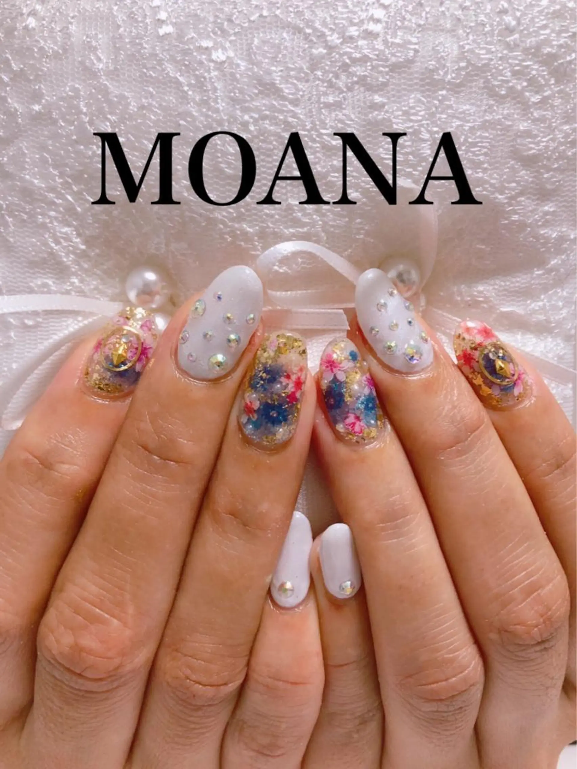 ミディアム 石谷 詩織のネイルデザイン