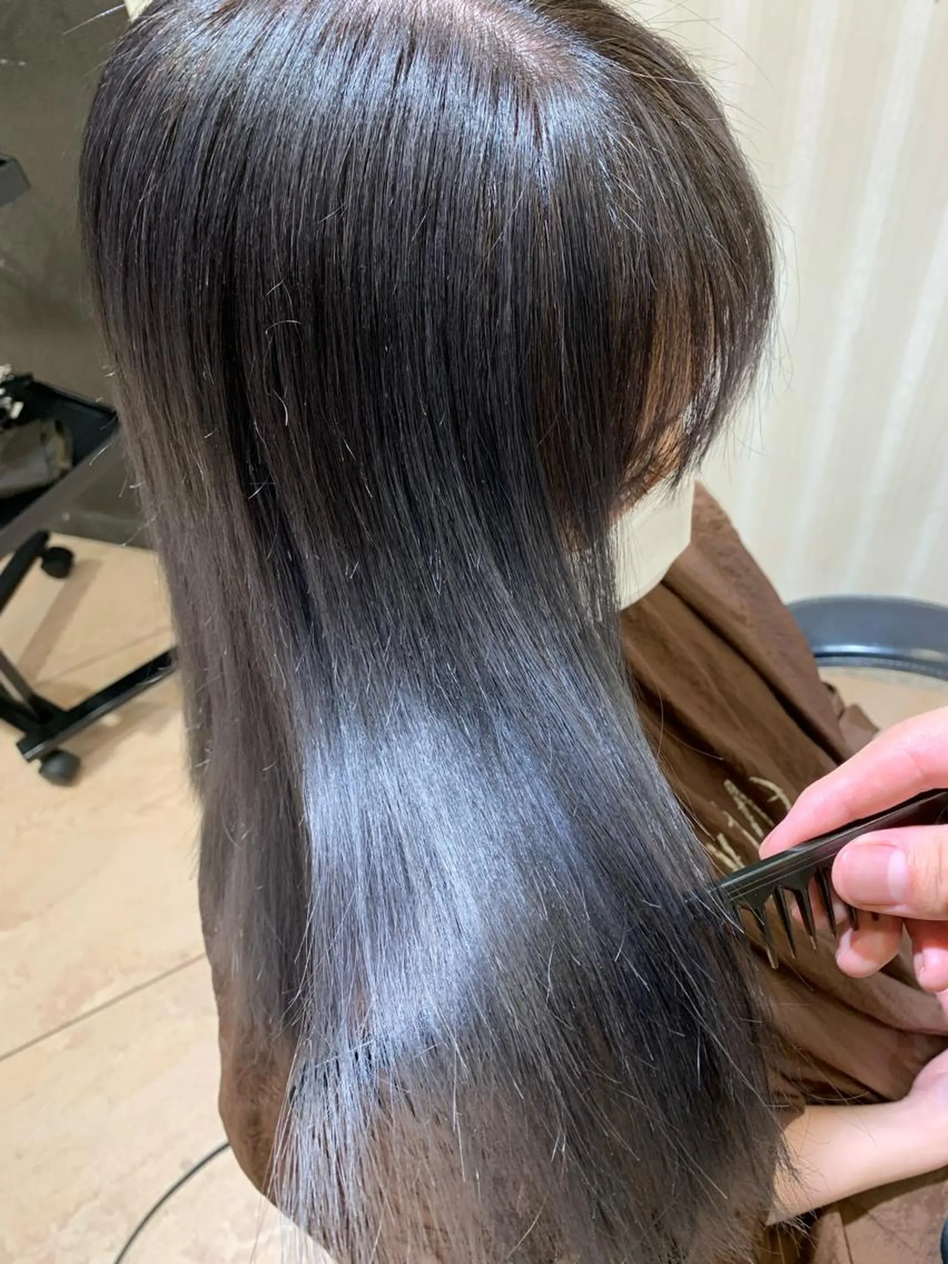 ミディアム カラー カット ヘアカラー 縮毛矯正 トリートメント 髪質改善美容師 鈴木のヘアスタイル