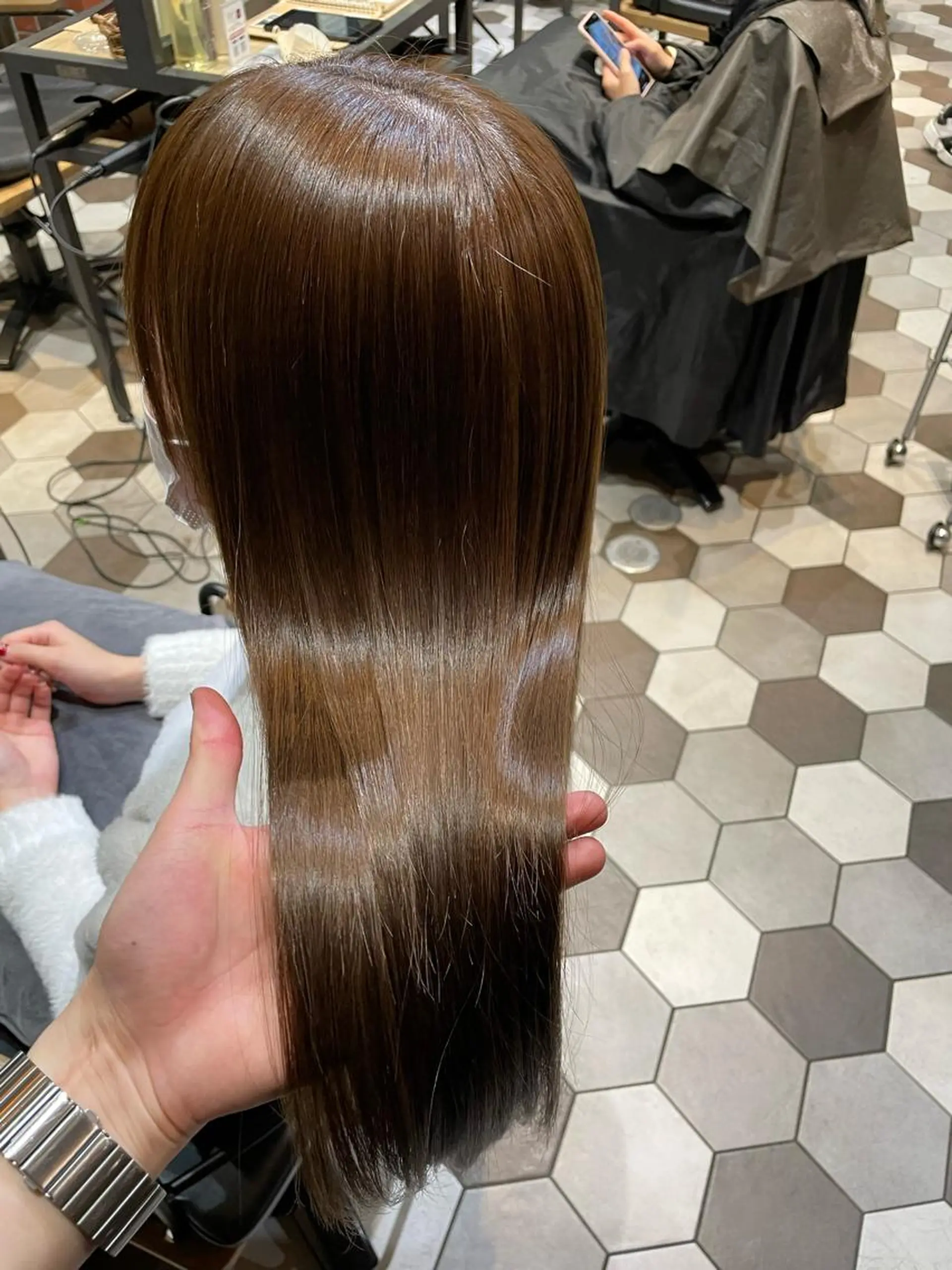 ロング 髪質改善、縮毛矯正 酸性縮毛矯正のヘアスタイル