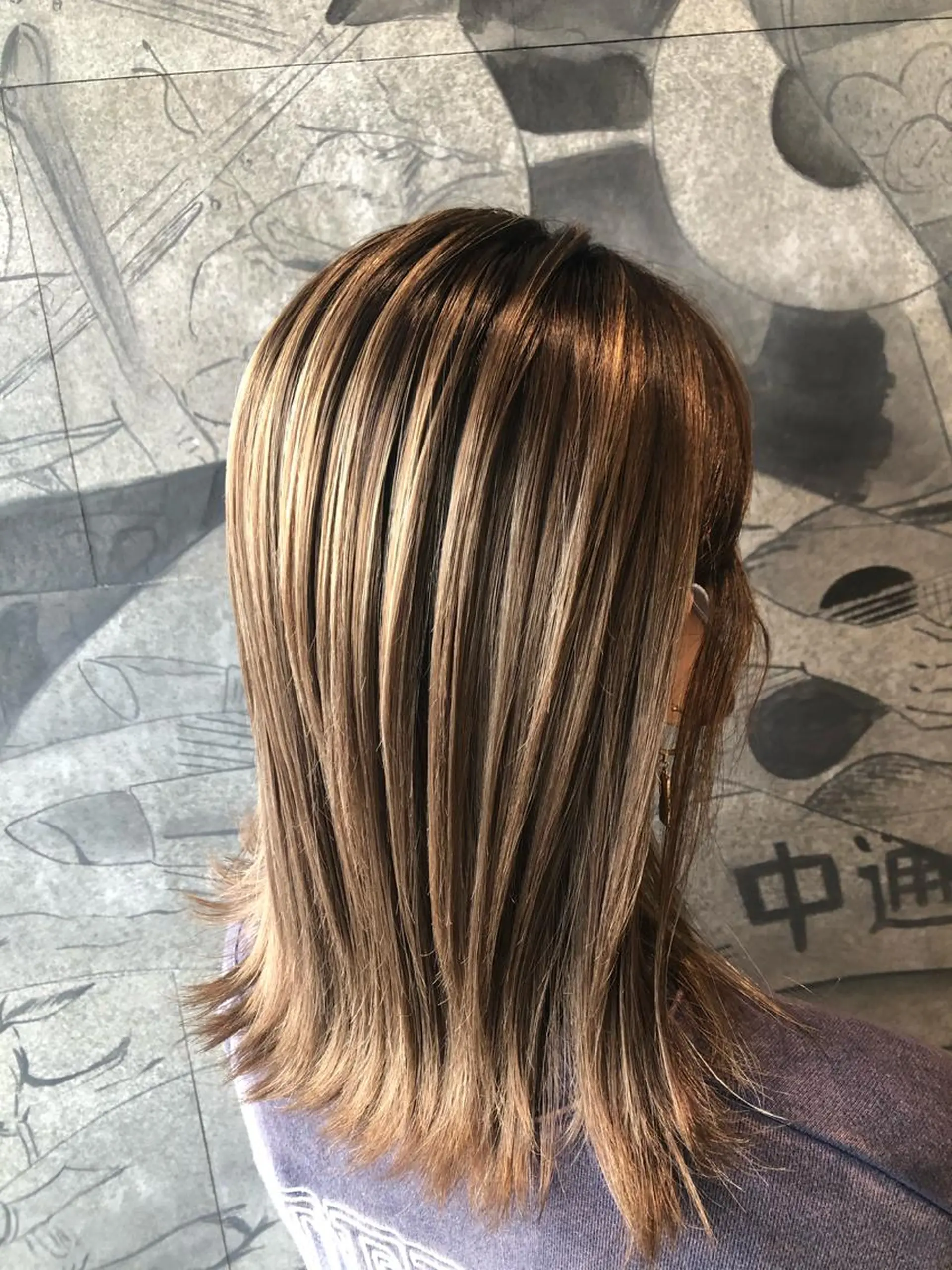 ミディアム ボブ ハイライト カット ヘアカラー ハイライトバレイヤー ジュ＆縮毛矯正✨櫻野のヘアスタイル