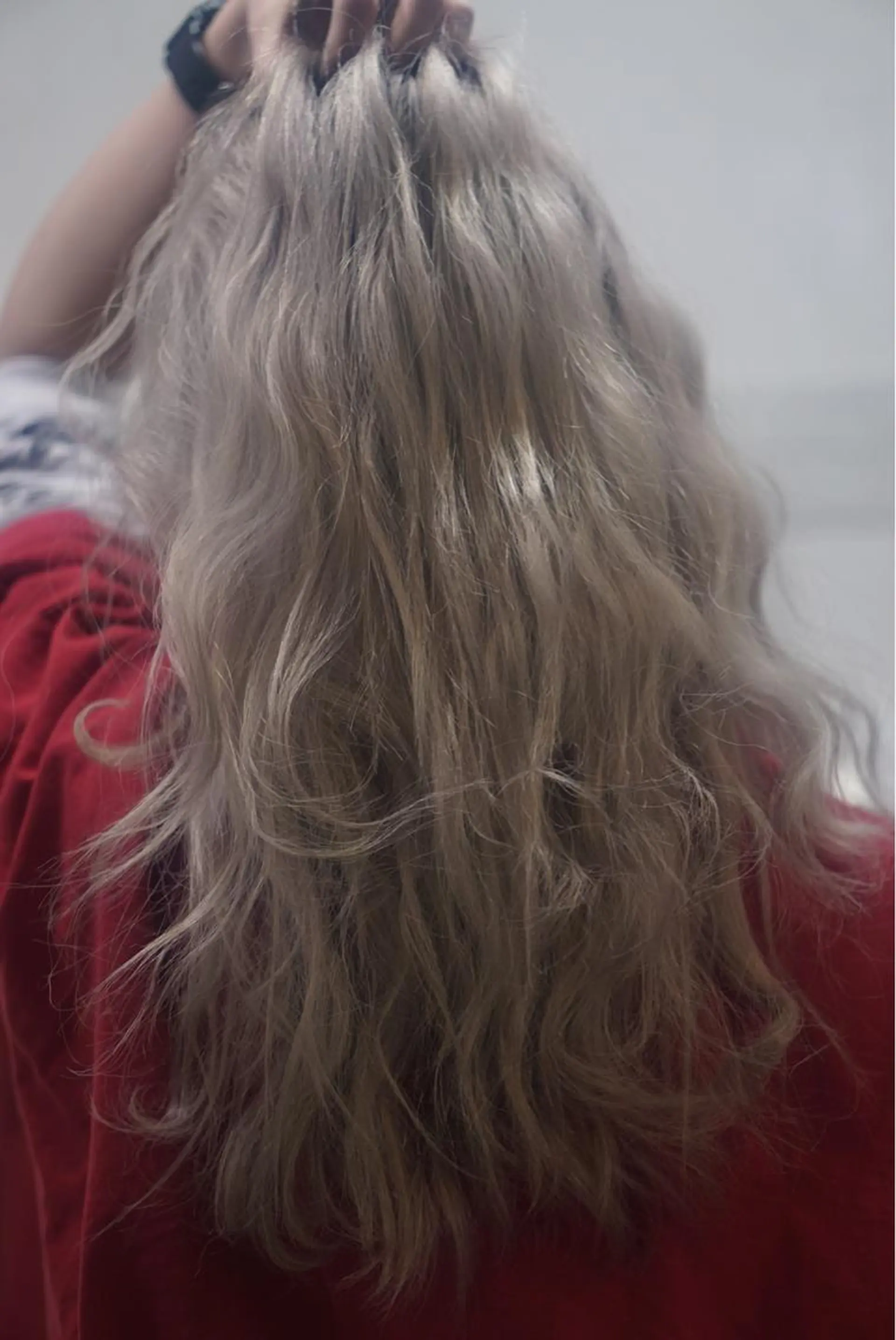 セミロング カラー ヘアアレンジ アッシュ ホワイトアッシュ 枝毛カット＆髪質改善 満足NO.1岡しゃんのヘアスタイル