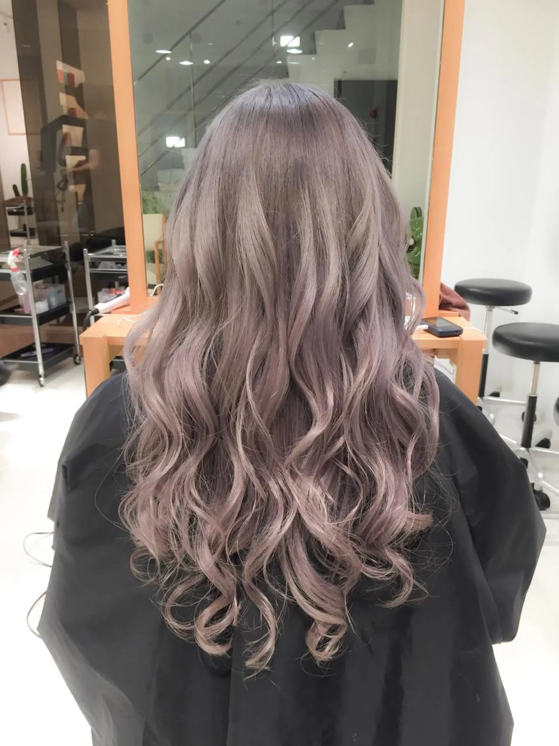 ロング カラー グレージュ モテ髪透明感❤️ デイズヘアカラーのヘアスタイル