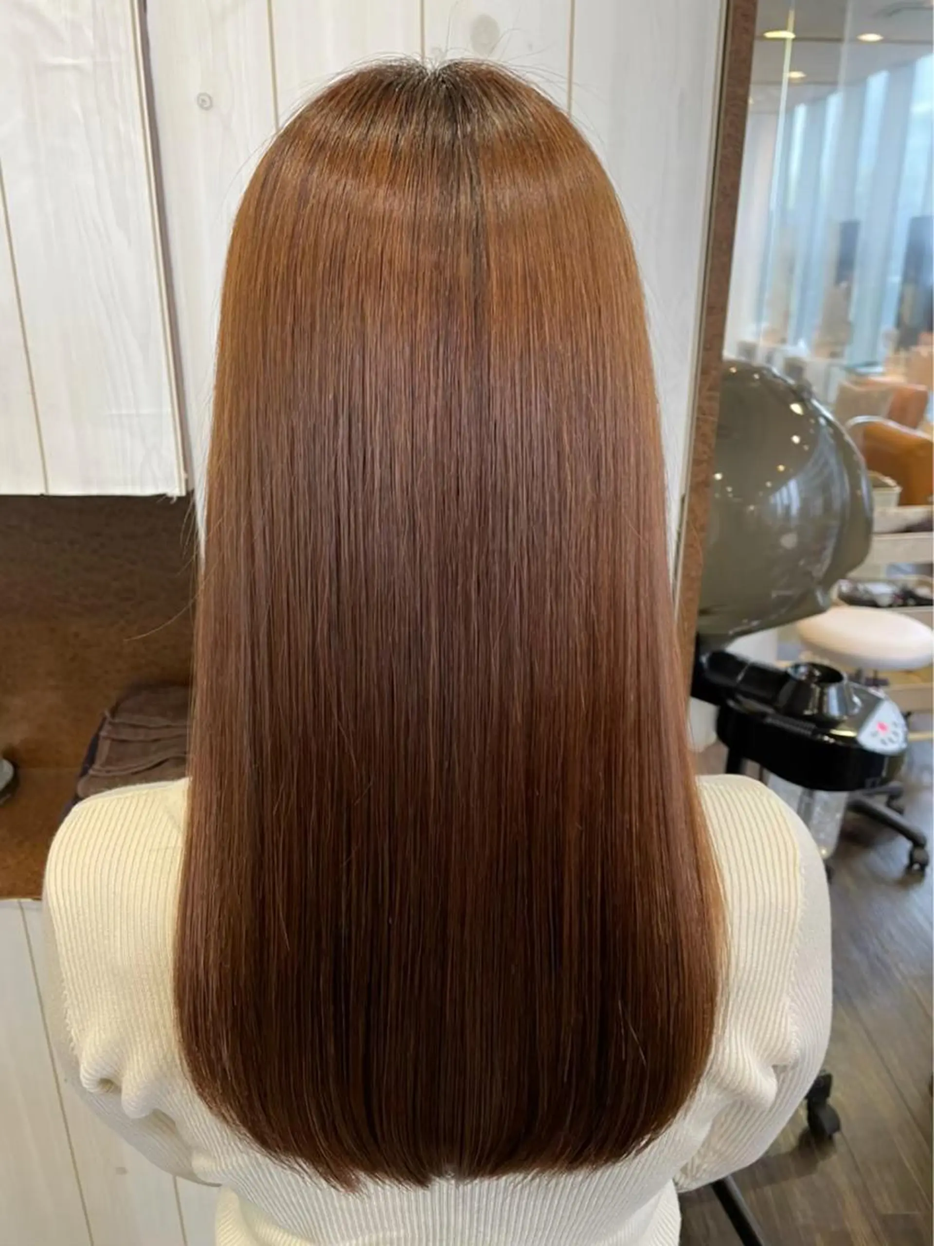 セミロング カラー 髪質改善✨美髪矯正✨ KAREN🍓のヘアスタイル