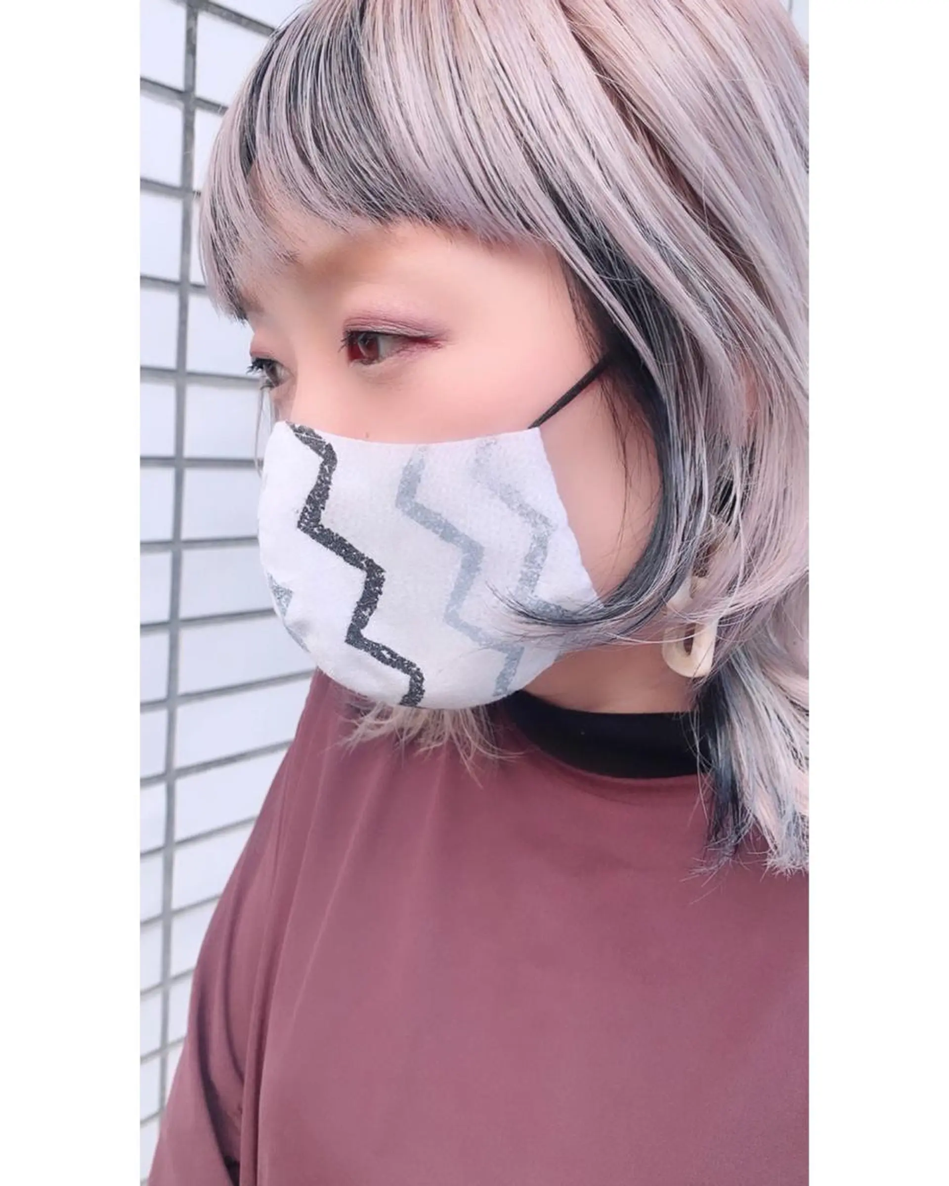 ミディアム カラー ブリーチ ブロンド ホワイトブロンド ハイライト／艶カラー 大河シンジのヘアスタイル