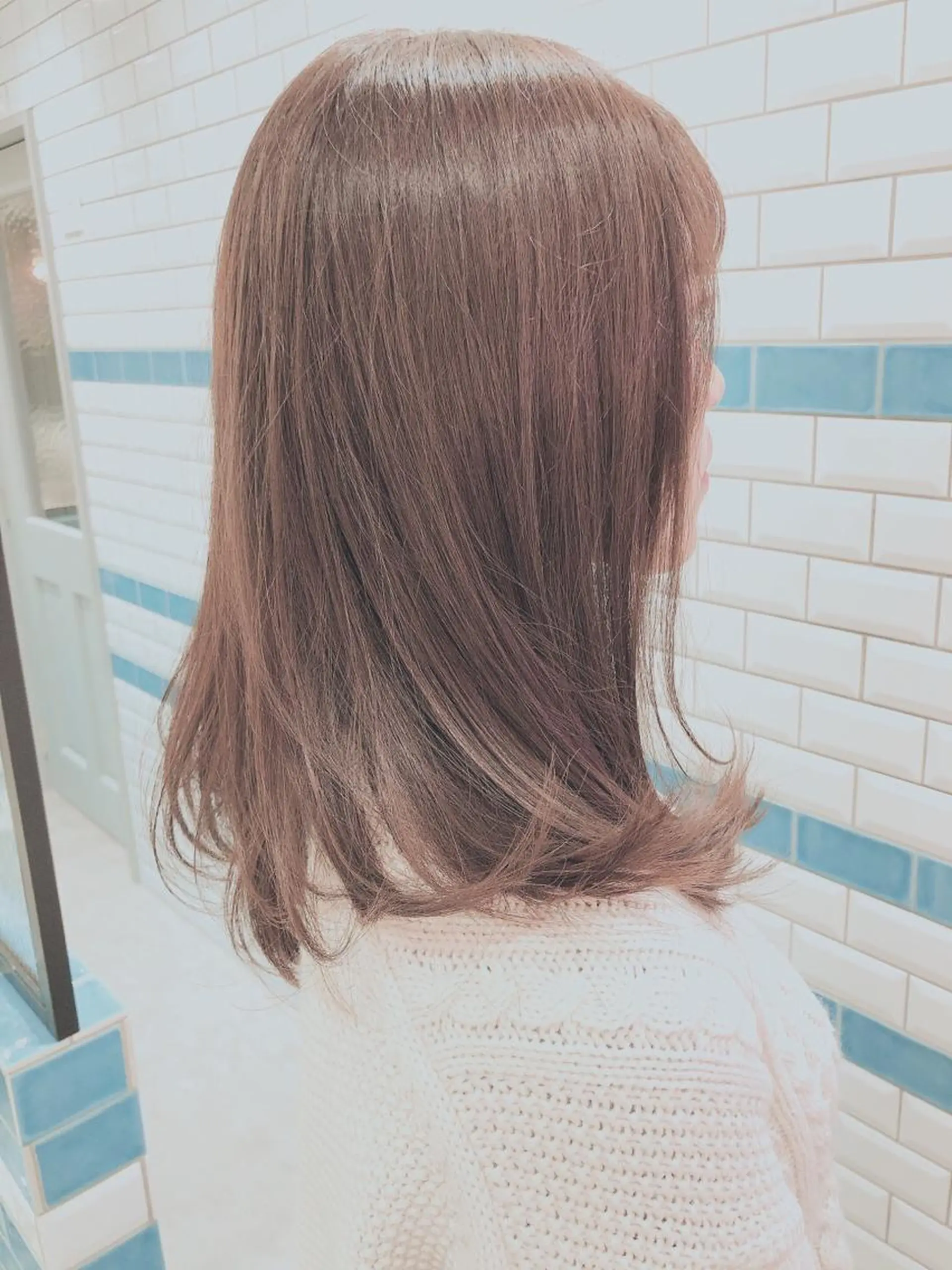 セミロング カラー ベージュカラー ミルクティーベージュ 新宿/韓国風レイヤー 髪質改善/渋谷直樹のヘアスタイル