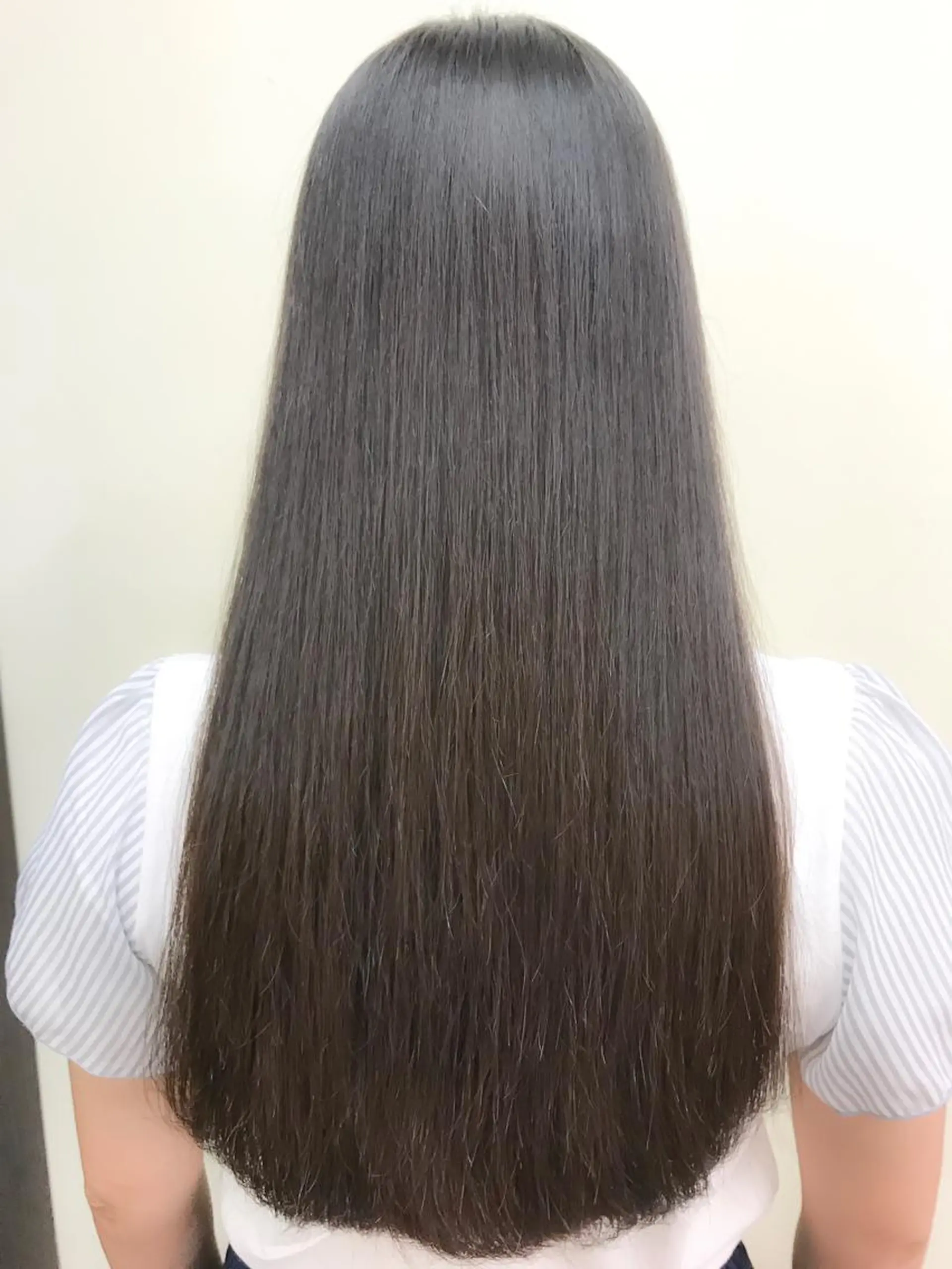 ロング ブリーチでもできる 縮毛矯正相原慎🌈のヘアスタイル