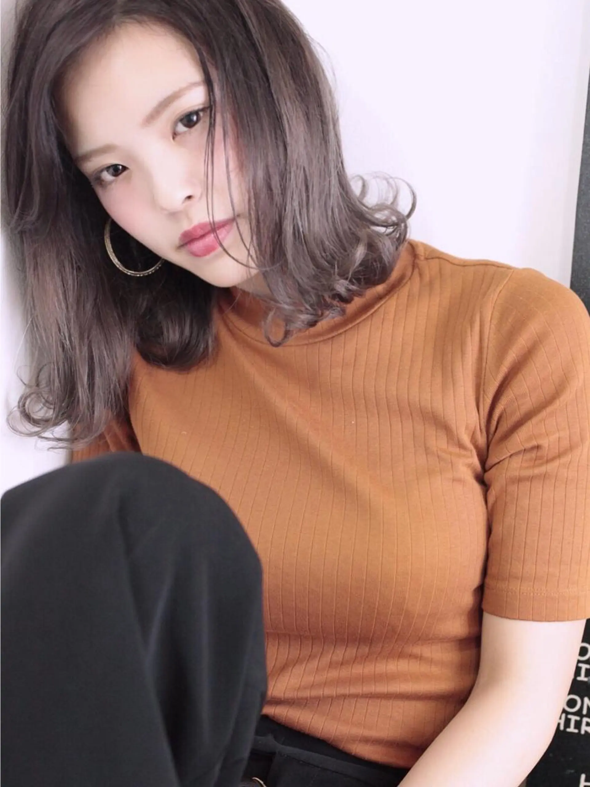 ミディアム カラー グレージュ ヘアカラー トリートメント famille ファミーユのヘアスタイル