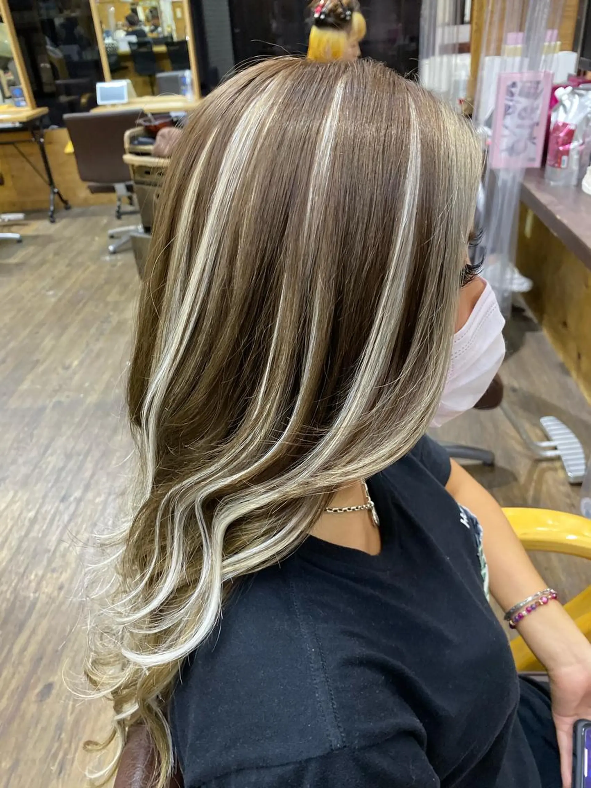 ロング カラー ミストバング  フェイスフレーミング ハイライトカラー ハイライト IwAsh大和駅前店 河野亜里香のヘアスタイル