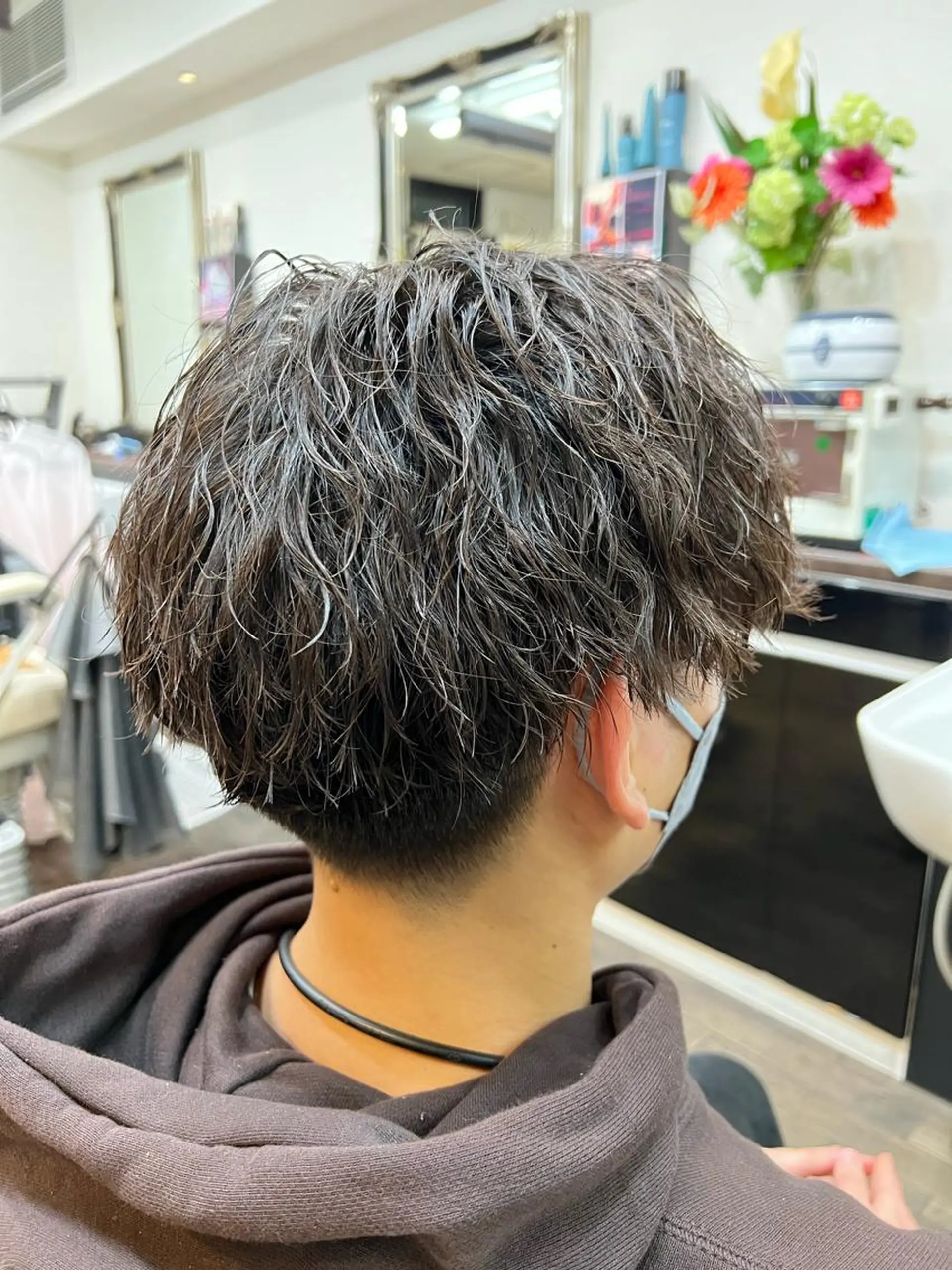 ショート パーマ メンズ 二本木 秀成のヘアスタイル