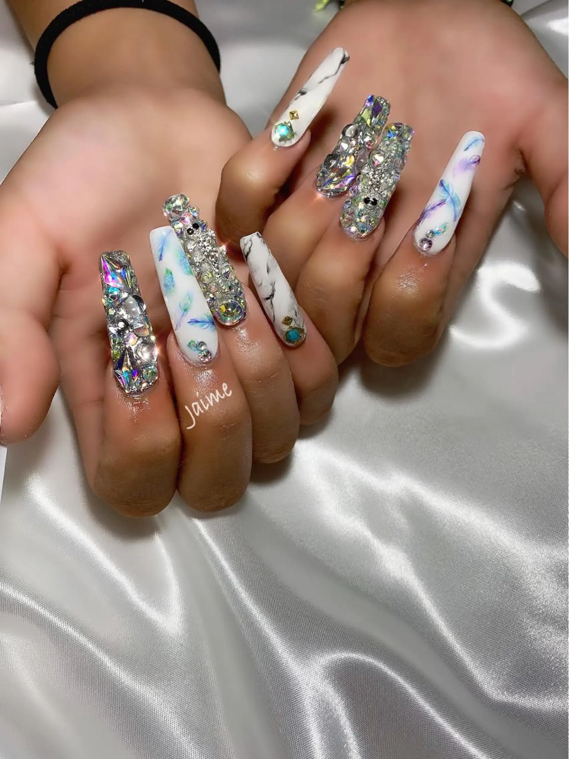 ロング ネイル Jaime Yuiのネイルデザイン