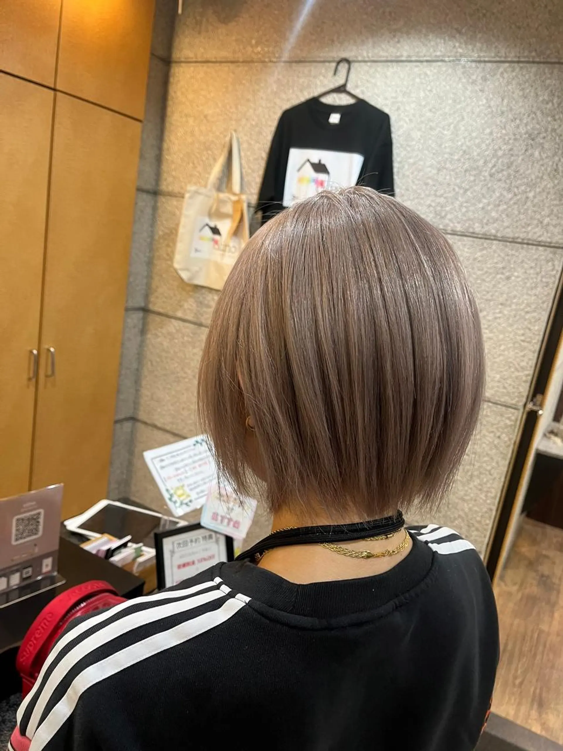 ミディアム カラー ダブルカラー グラデーションカラー ハイライトカラー イルミナカラー インナーカラー BUCKS【天王寺】 バックス【駅30秒】のヘアスタイル