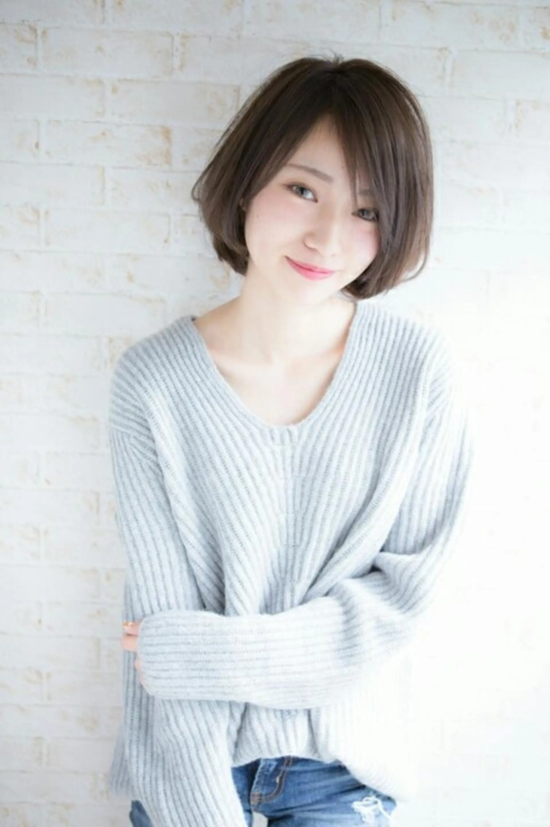 ミディアム カラー アッシュ アッシュグレー ボブ カット ANAZAhair アナザ　ヘアーのヘアスタイル