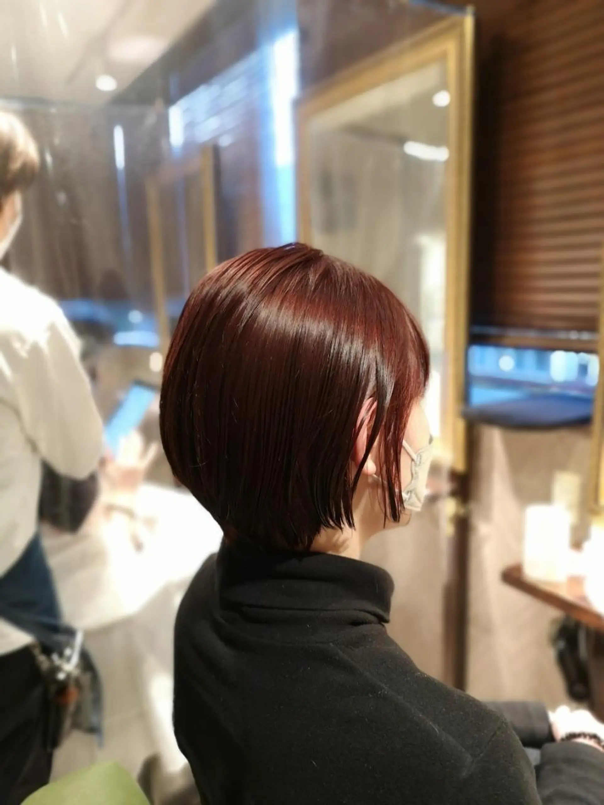 ショート パーマ カラー アディクシーカラー アッシュ バレイヤージュ ミストバング ブリーチ カット 縮毛矯正 トリートメント 初めでも安心🌟 newi町田✂のヘアスタイル