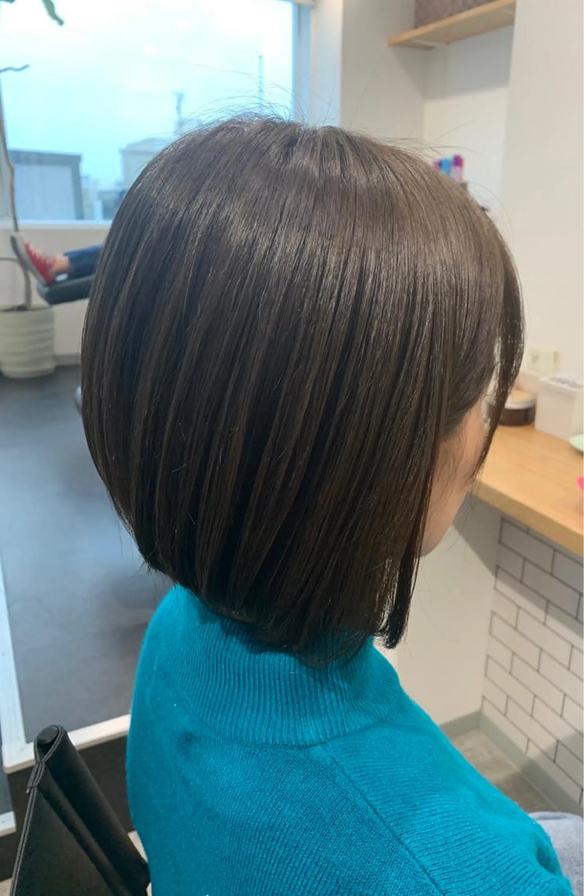 ショート カラー アッシュ バレイヤージュ ベージュカラー ブロンド ブルーカラー レイヤーカット/ 艶カラー/RYOMAのヘアスタイル