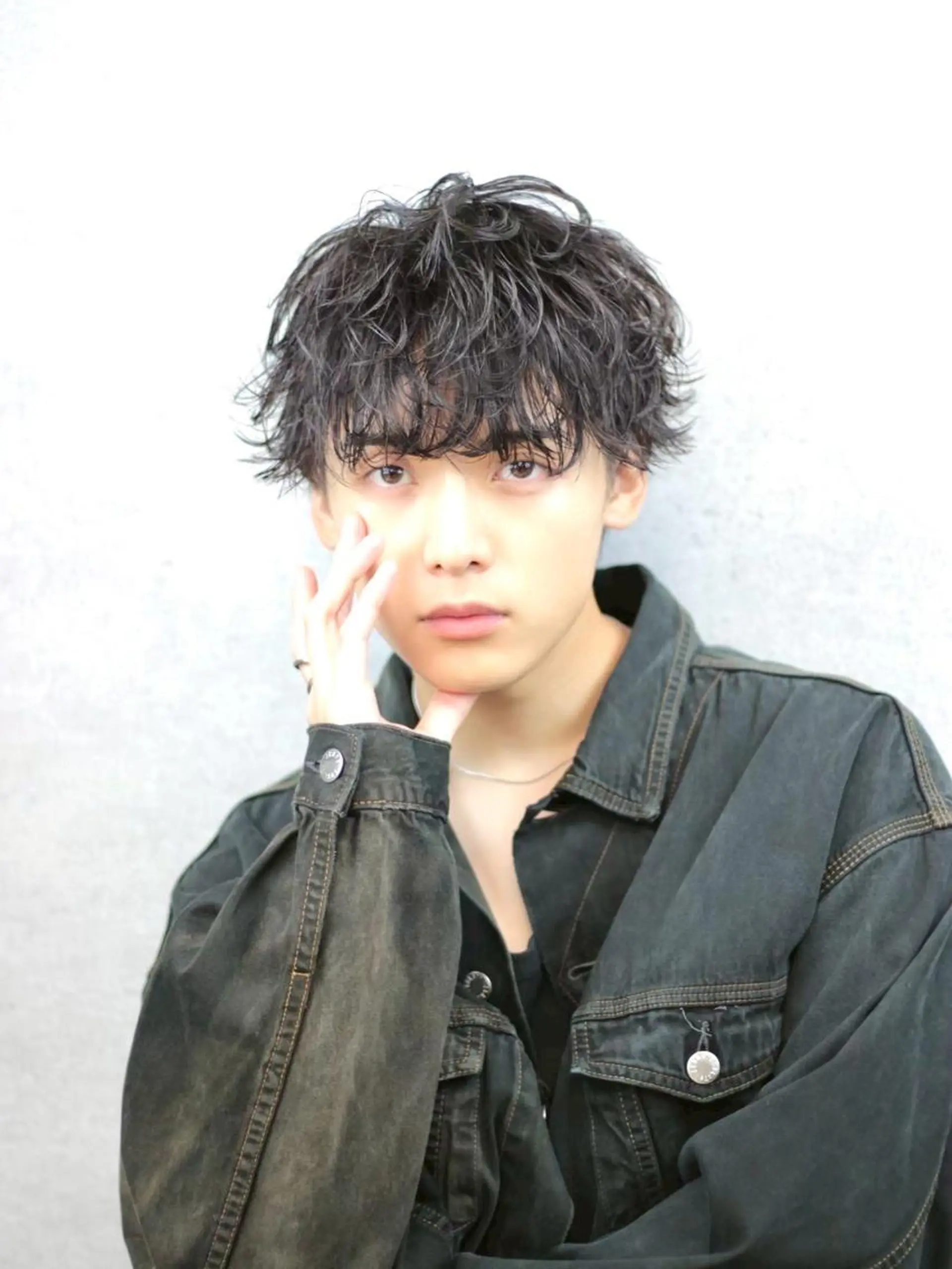 カラー *メンズ専門アカデミ ー🔥BLUCK🏁のヘアスタイル