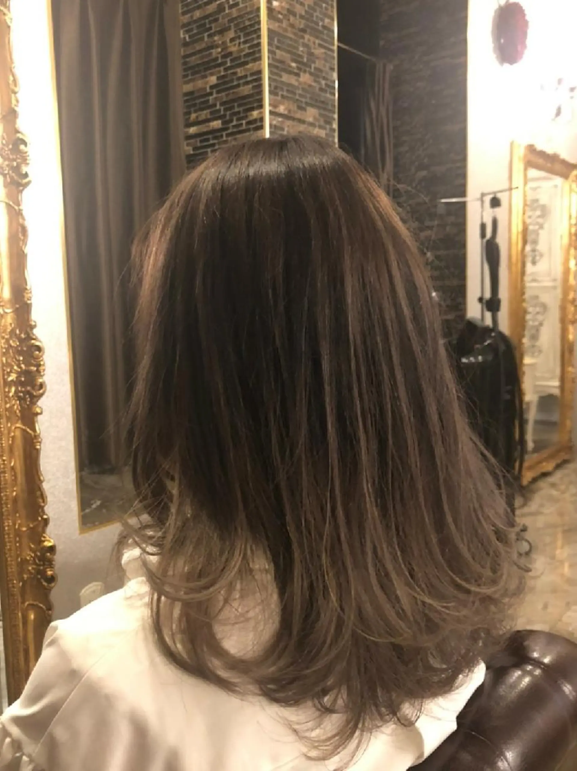 ミディアム 山崎 絹人のヘアスタイル