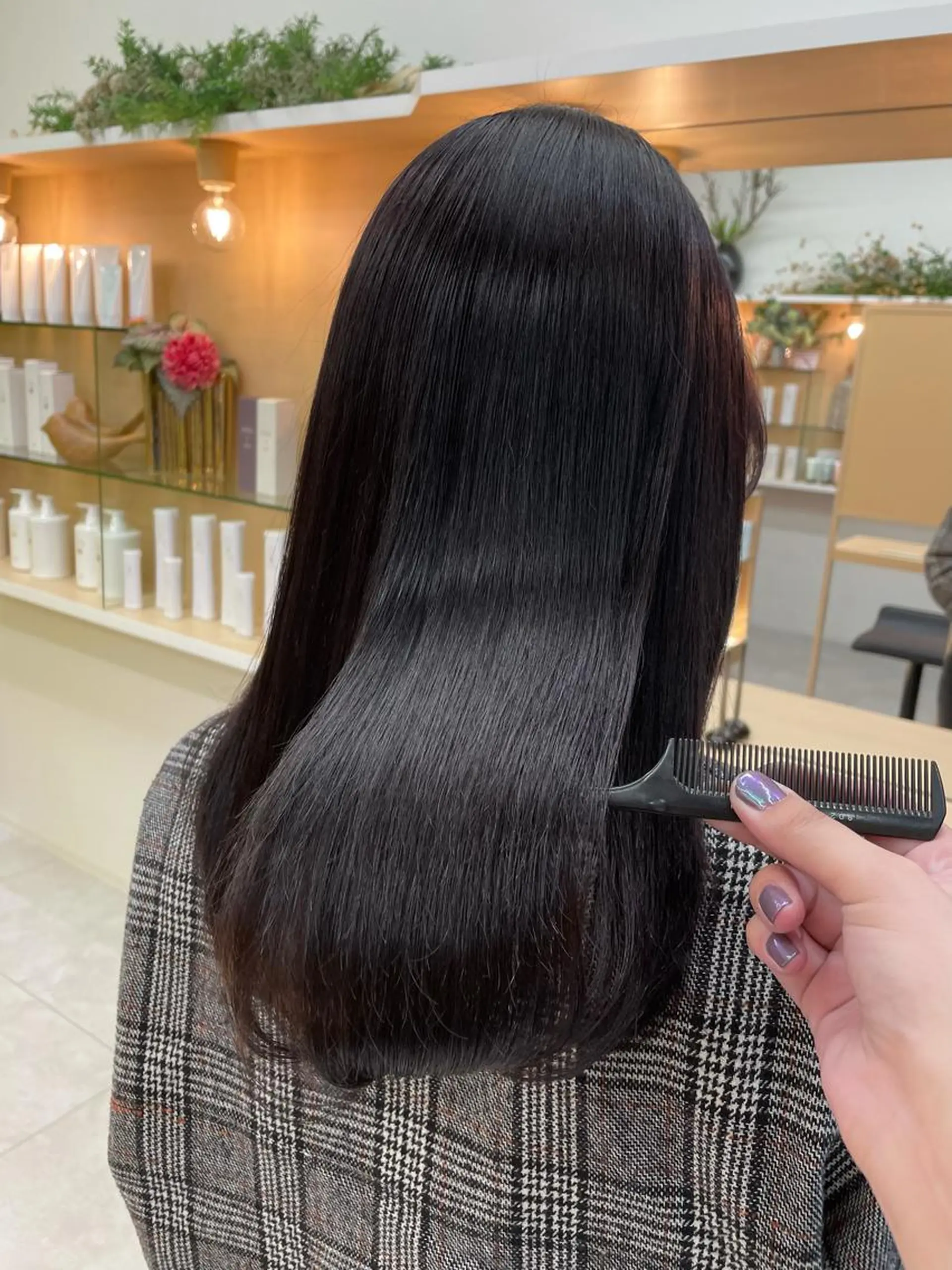 セミロング 髙橋 かすみのヘアスタイル