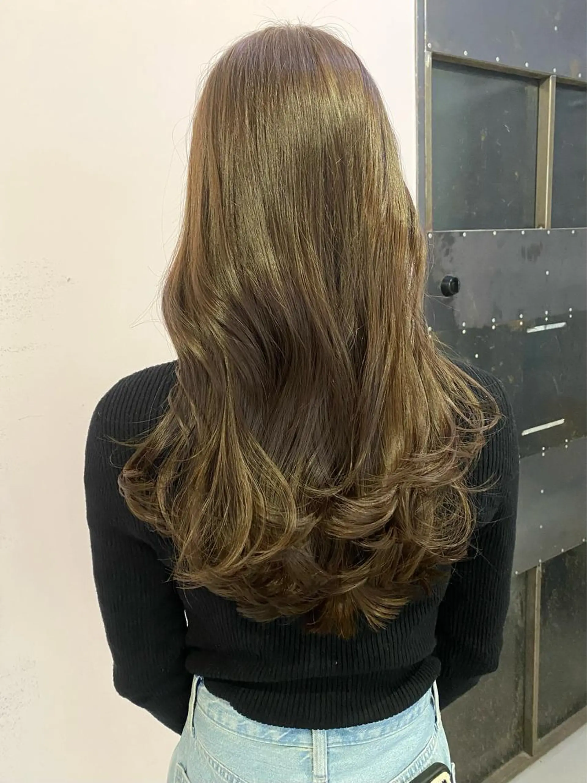 ロング カラー ベージュカラー ブリーチ ダブルカラー ブリーチなしカラー ヘアカラー アオイ🩵暖色 /まろやかカラーのヘアスタイル