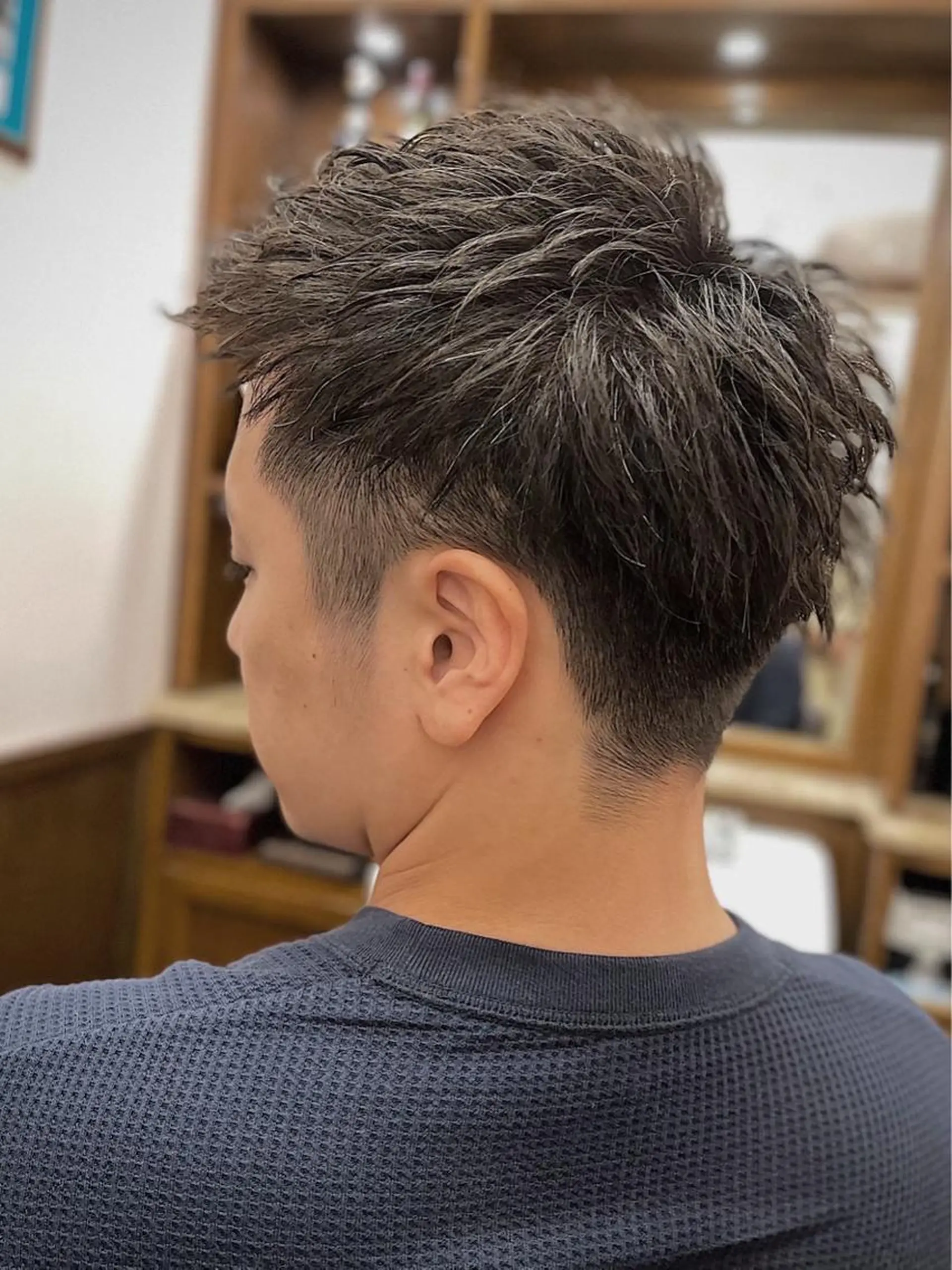 ショート カット . ハヅキのヘアスタイル