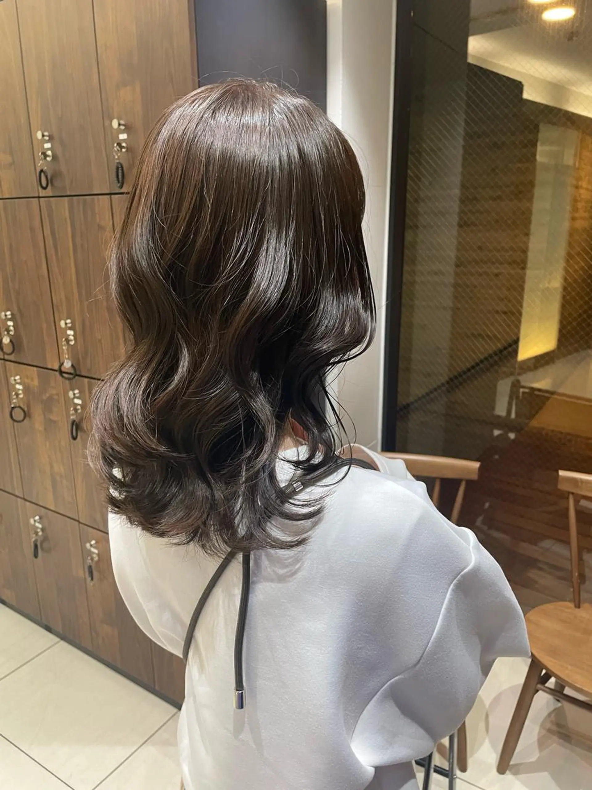 セミロング カラー アッシュ ベージュカラー 韓国風パーマ🌿コテ 巻き風パーマ/るいのヘアスタイル