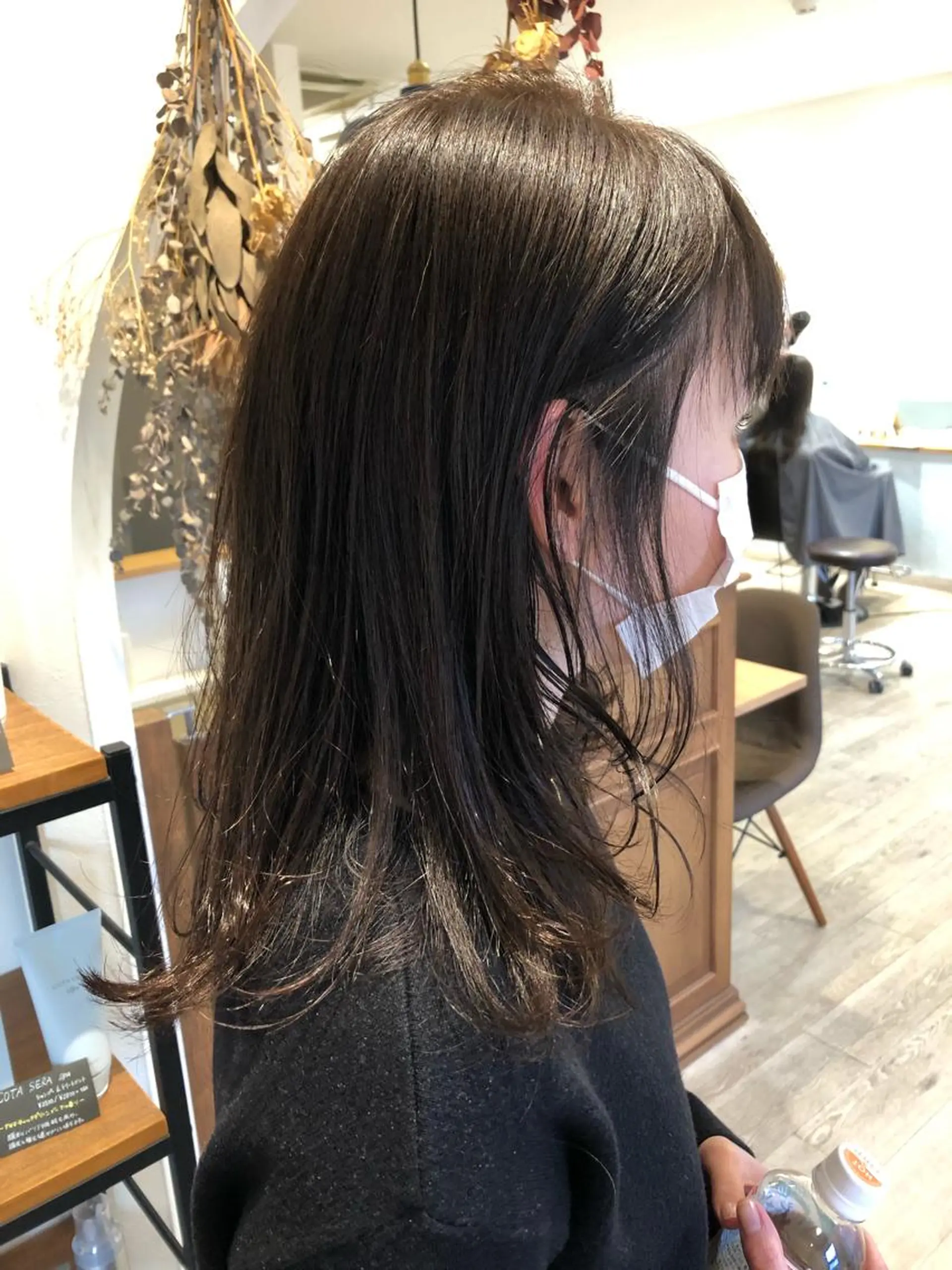 ミディアム カラー 🩰オリーブ/ ベージュ松本咲花🩰のヘアスタイル